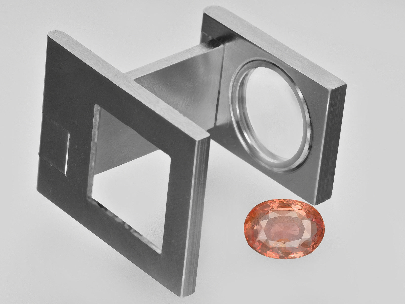 8801670-oval-intense-pinkish-orange-aigs-sri-lanka-natural-padparadscha-3.78-ct