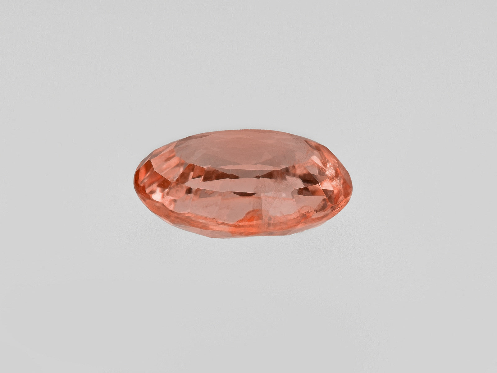 8801670-oval-intense-pinkish-orange-aigs-sri-lanka-natural-padparadscha-3.78-ct