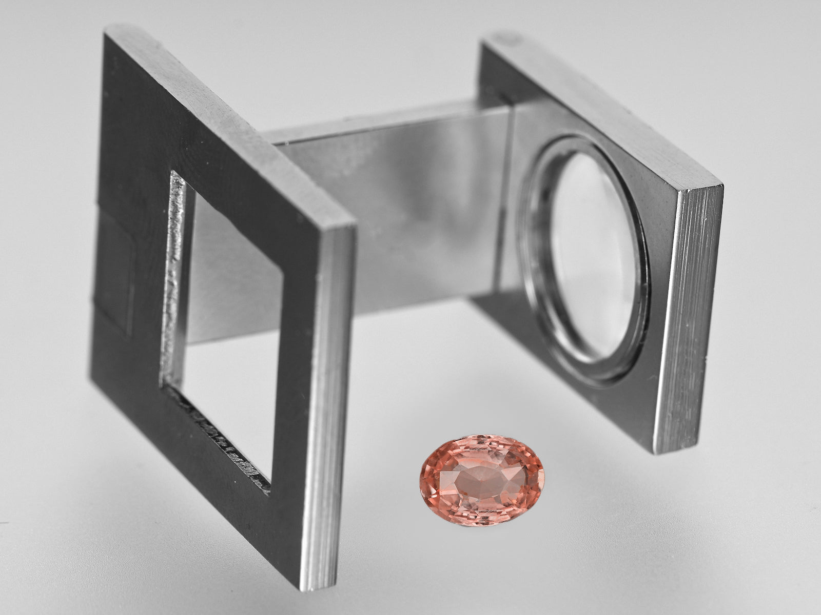 8801683-oval-pinkish-orange-gia-madagascar-natural-padparadscha-1.16-ct