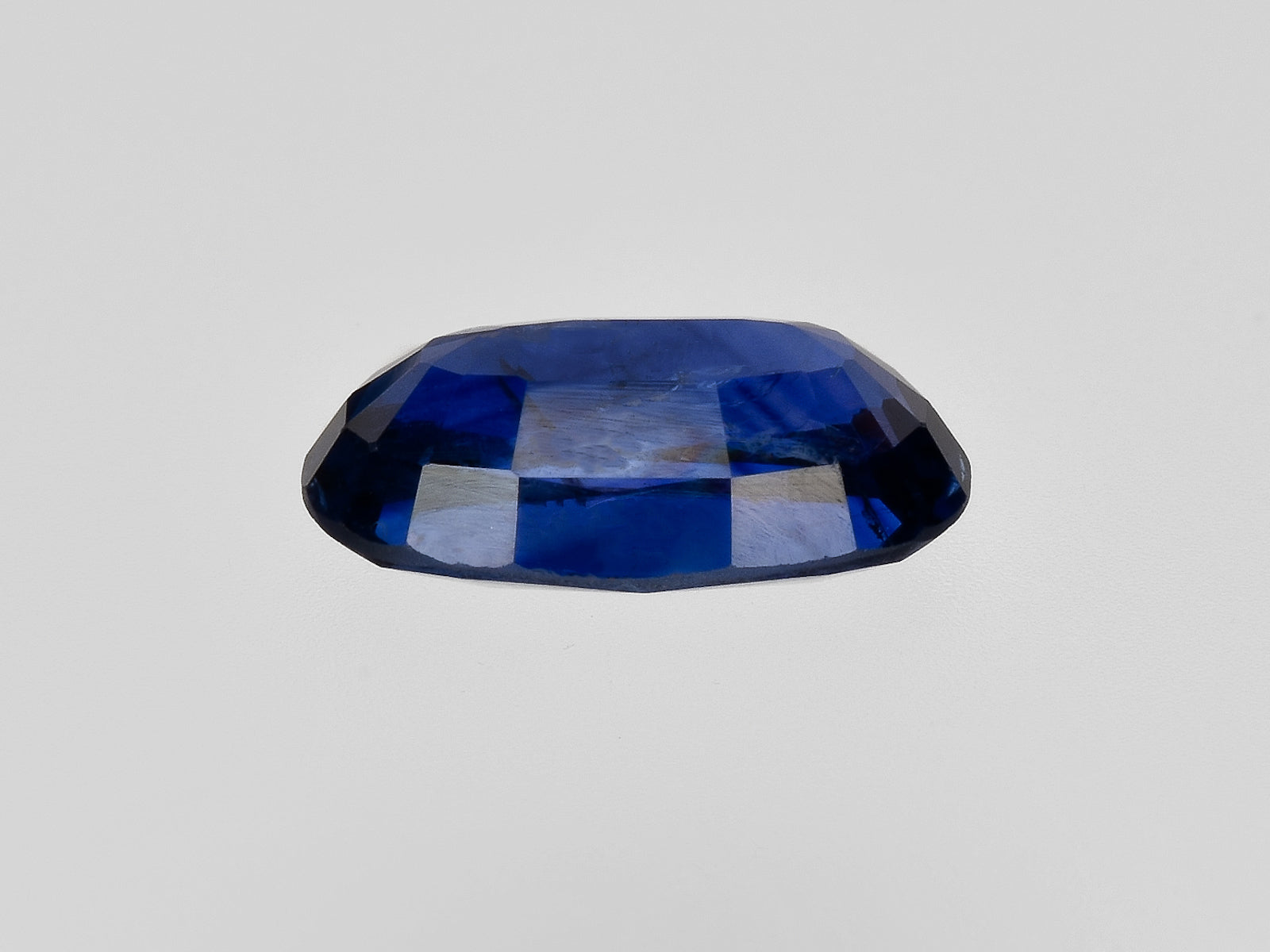 8801688-oval-deep-royal-blue-grs-afghanistan-natural-blue-sapphire-2.09-ct
