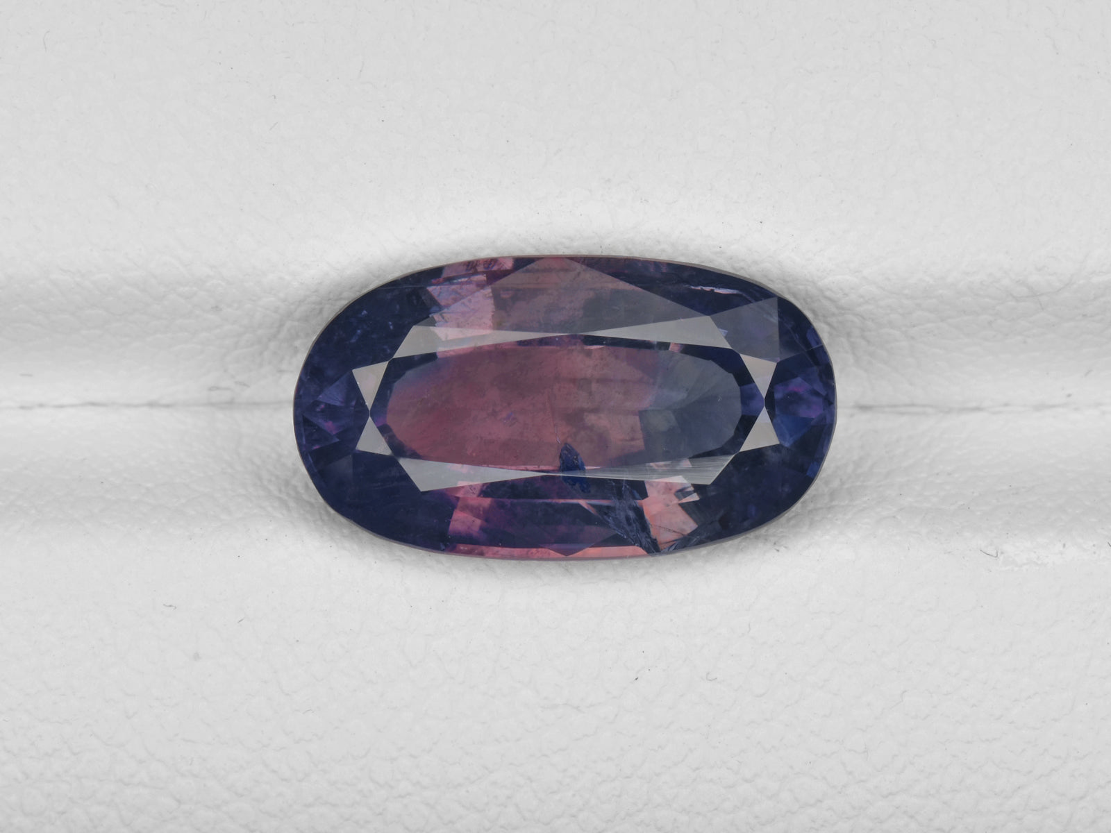 8801691-oval-brownish-purple-blue-grs-kashmir-natural-other-fancy-sapphire-6.64-ct