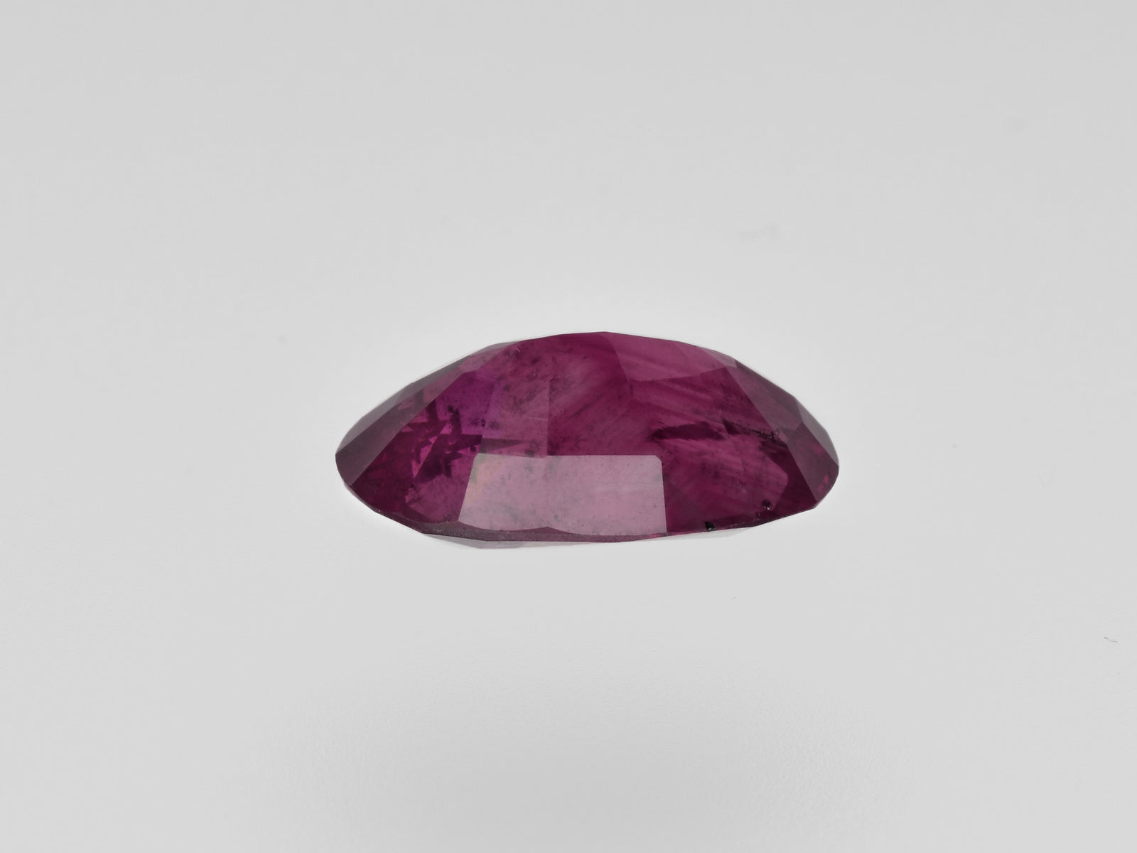 8801694-oval-intense-purplish-red-grs-kashmir-natural-ruby-3.87-ct