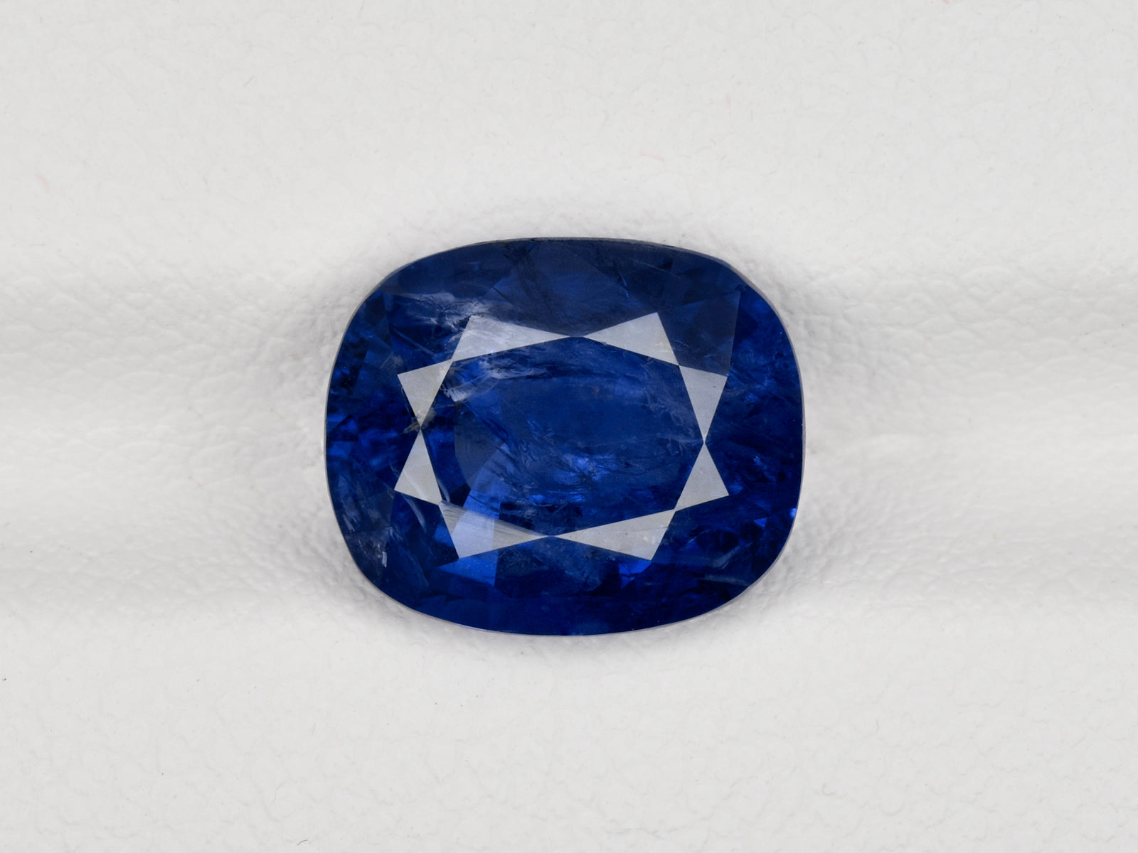 8801699-oval-royal-blue-grs-kashmir-natural-blue-sapphire-4.36-ct