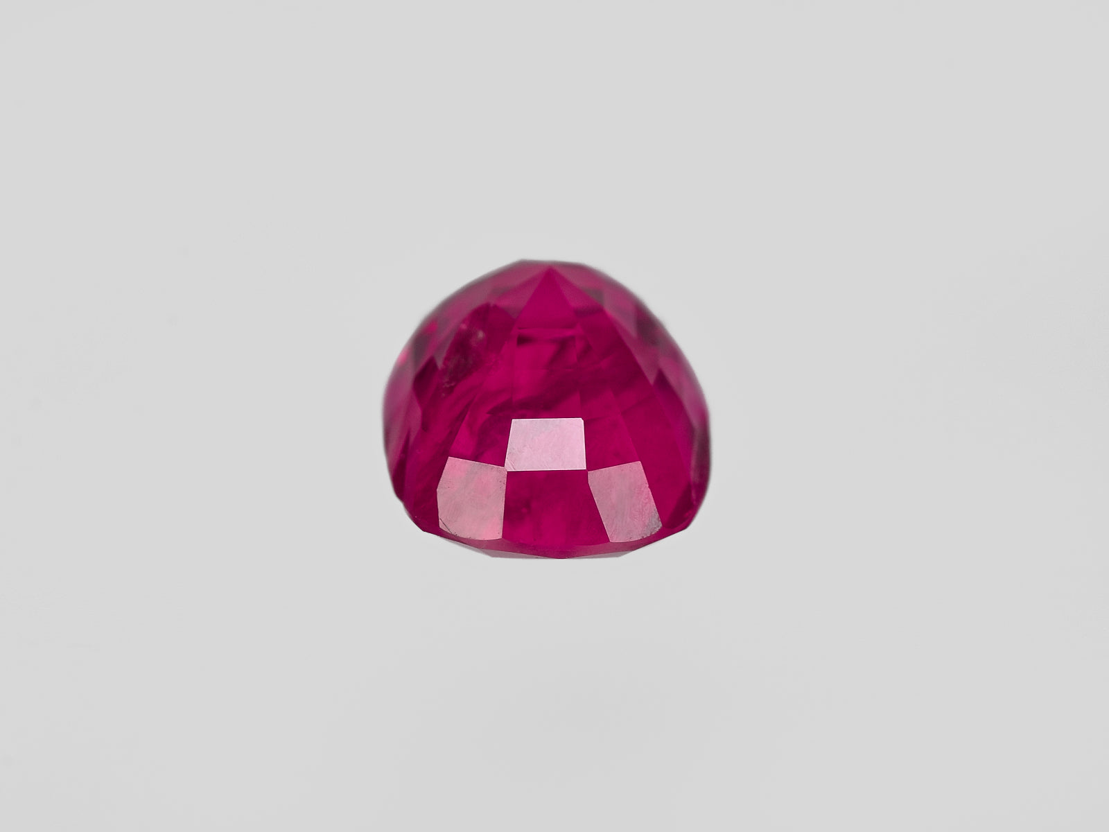 8801771-cushion-fiery-vivid-pinkish-red-gii-burma-natural-ruby-3.12-ct