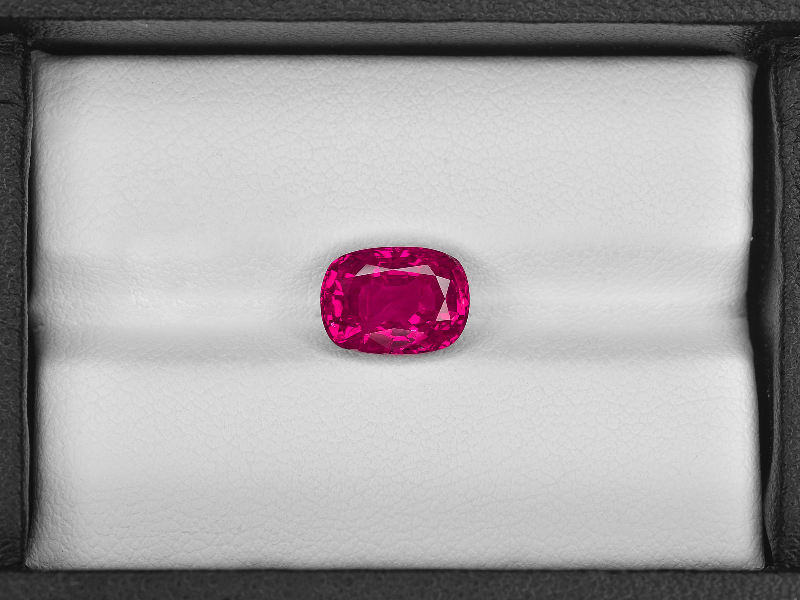 8801771-cushion-fiery-vivid-pinkish-red-gii-burma-natural-ruby-3.12-ct