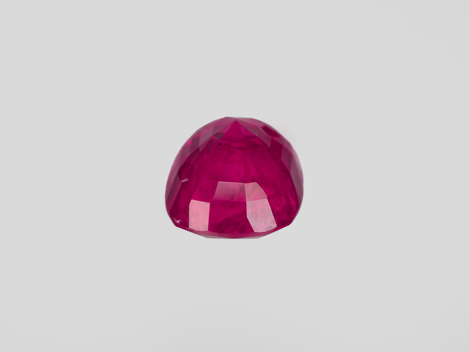 8801771-cushion-fiery-vivid-pinkish-red-gii-burma-natural-ruby-3.12-ct