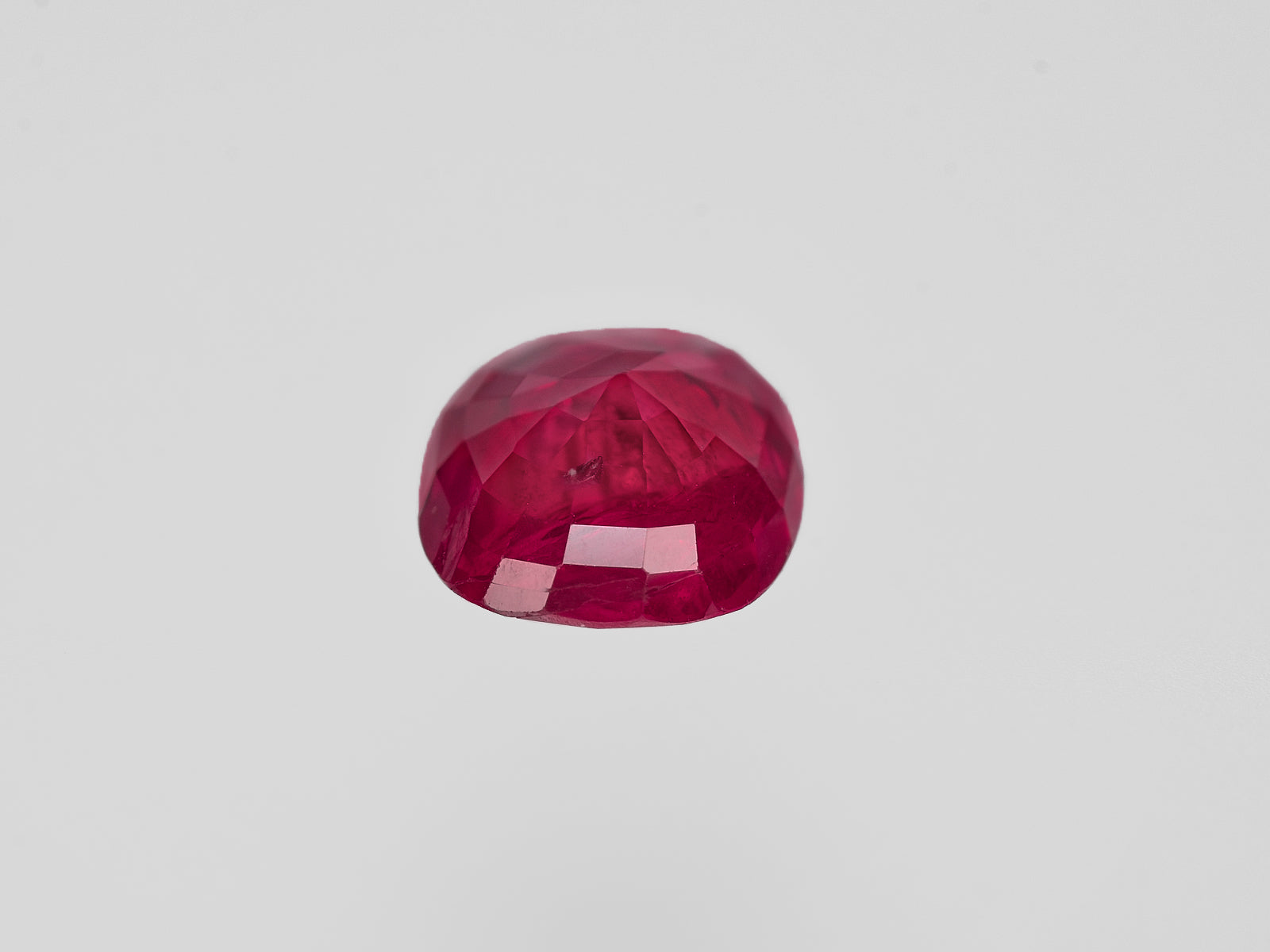 8801773-cushion-deep-red-with-a-slight-pinkish-hue-gii-burma-natural-ruby-3.48-ct