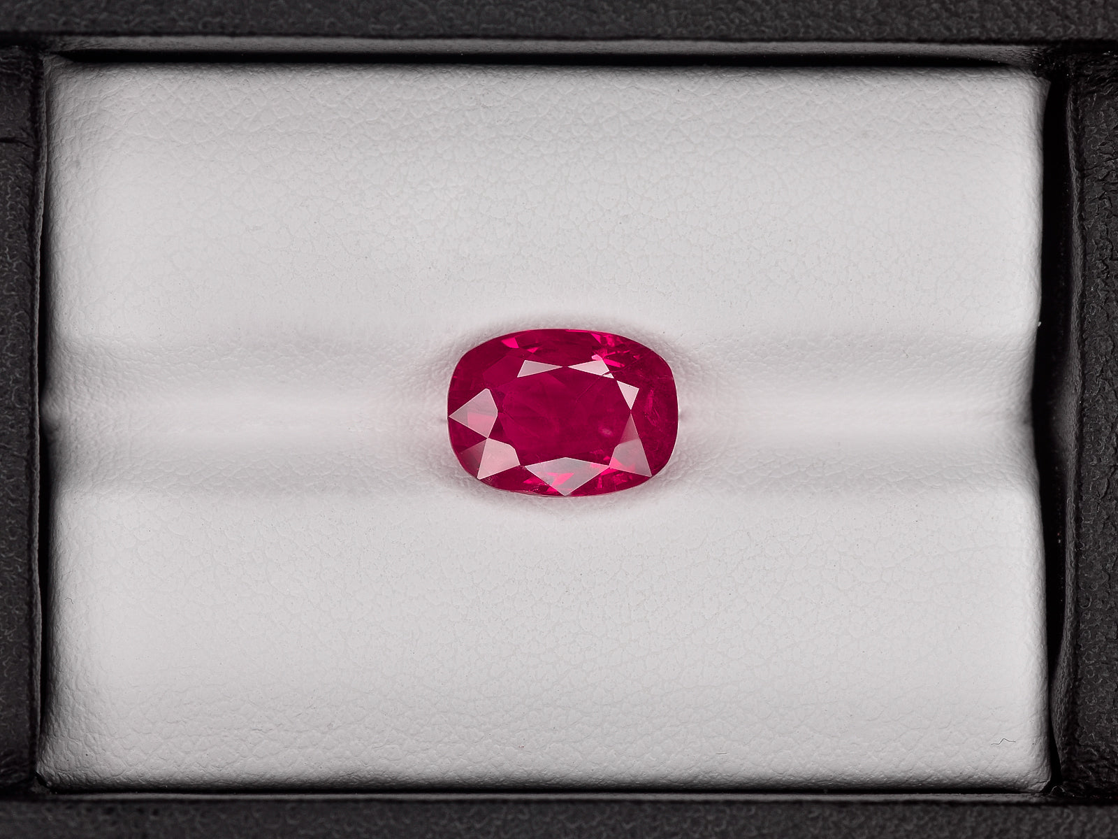 8801773-cushion-deep-red-with-a-slight-pinkish-hue-gii-burma-natural-ruby-3.48-ct