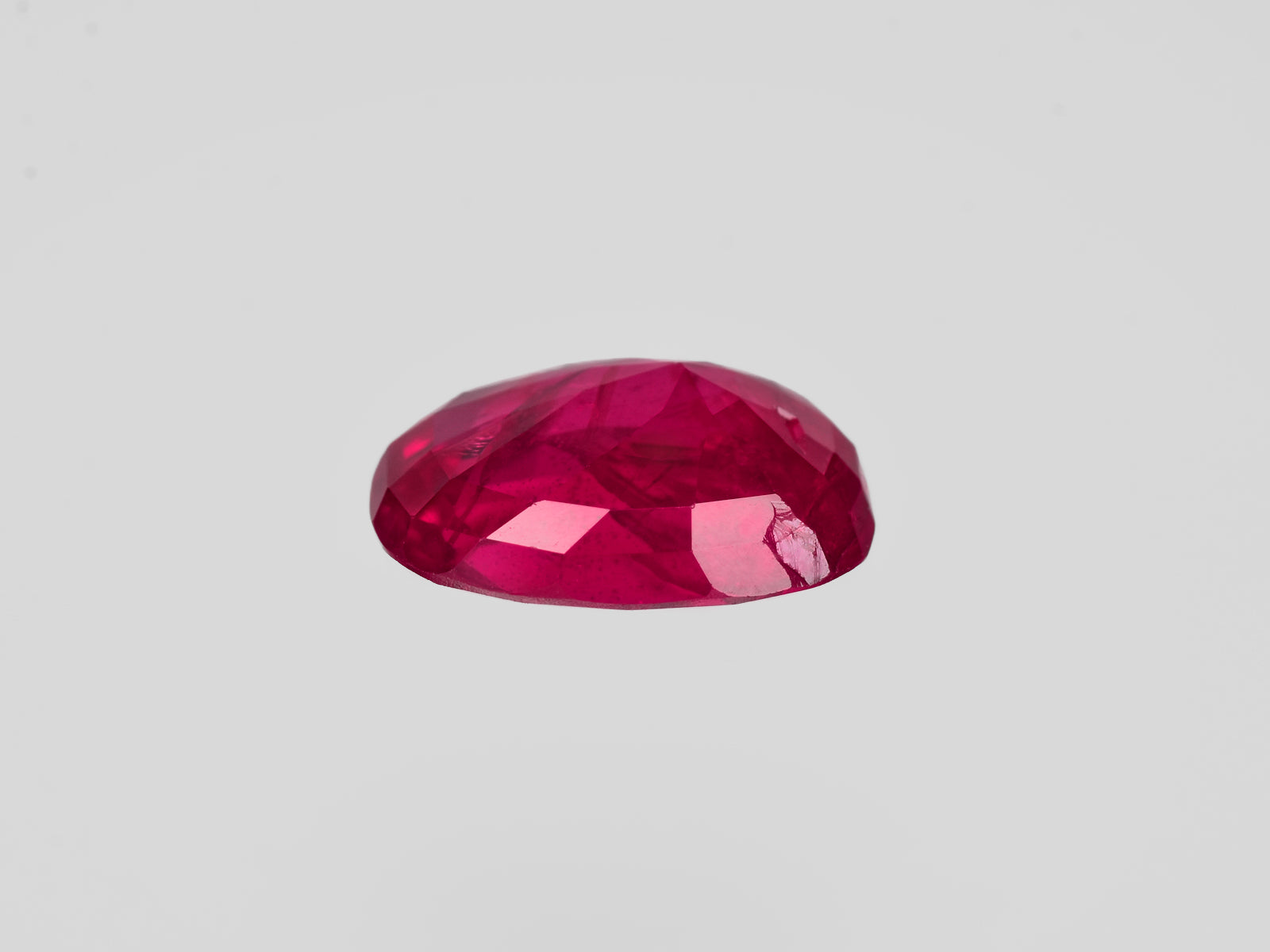 8801773-cushion-deep-red-with-a-slight-pinkish-hue-gii-burma-natural-ruby-3.48-ct