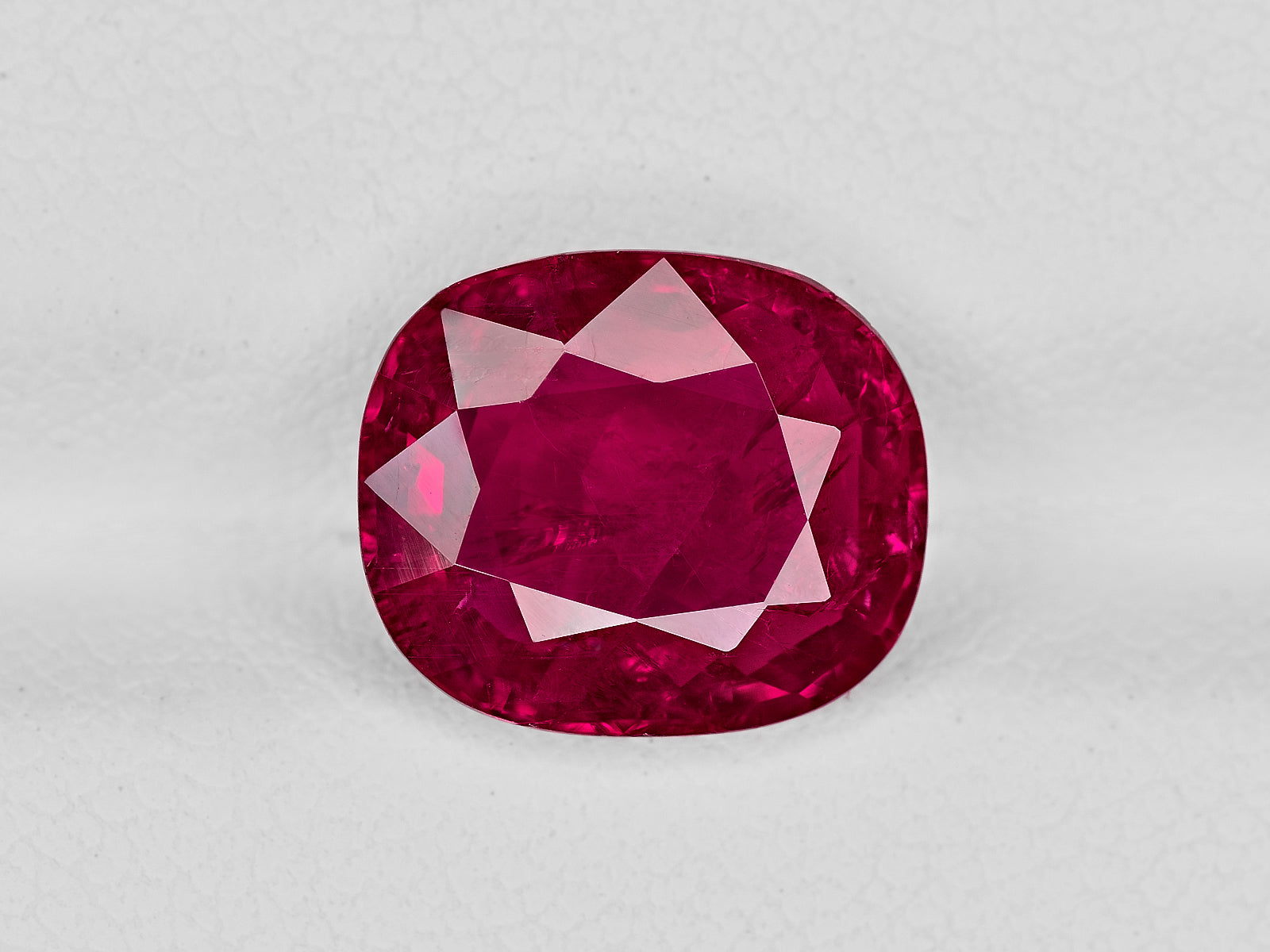 8801776-cushion-deep-red-grs-burma-natural-ruby-4.38-ct
