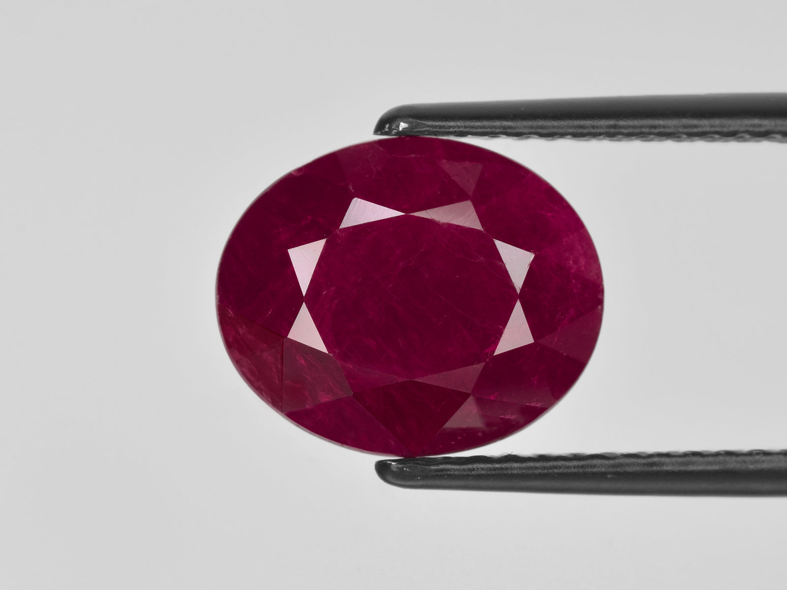 8801766-oval-pigeon-blood-red-grs-burma-natural-ruby-7.38-ct