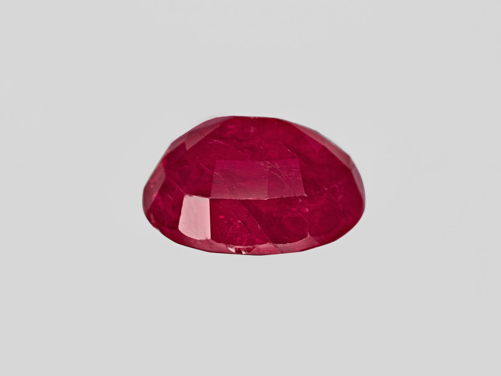 8801867-oval-deep-red-igi-afghanistan-natural-ruby-2.39-ct