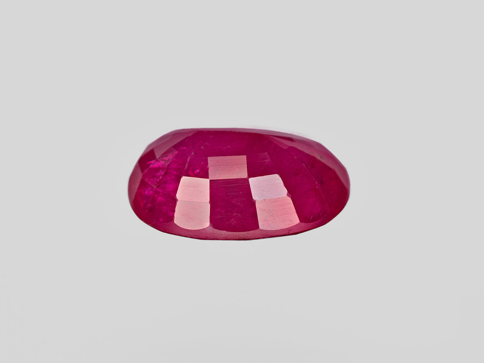 8801869-oval-pinkish-red-igi-afghanistan-natural-ruby-1.99-ct
