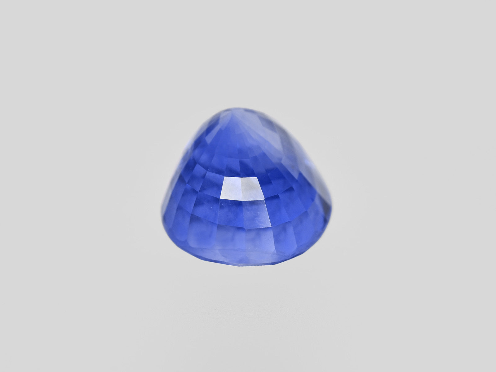 8801823-oval-fiery-intense-blue-grs-sri-lanka-natural-blue-sapphire-10.63-ct