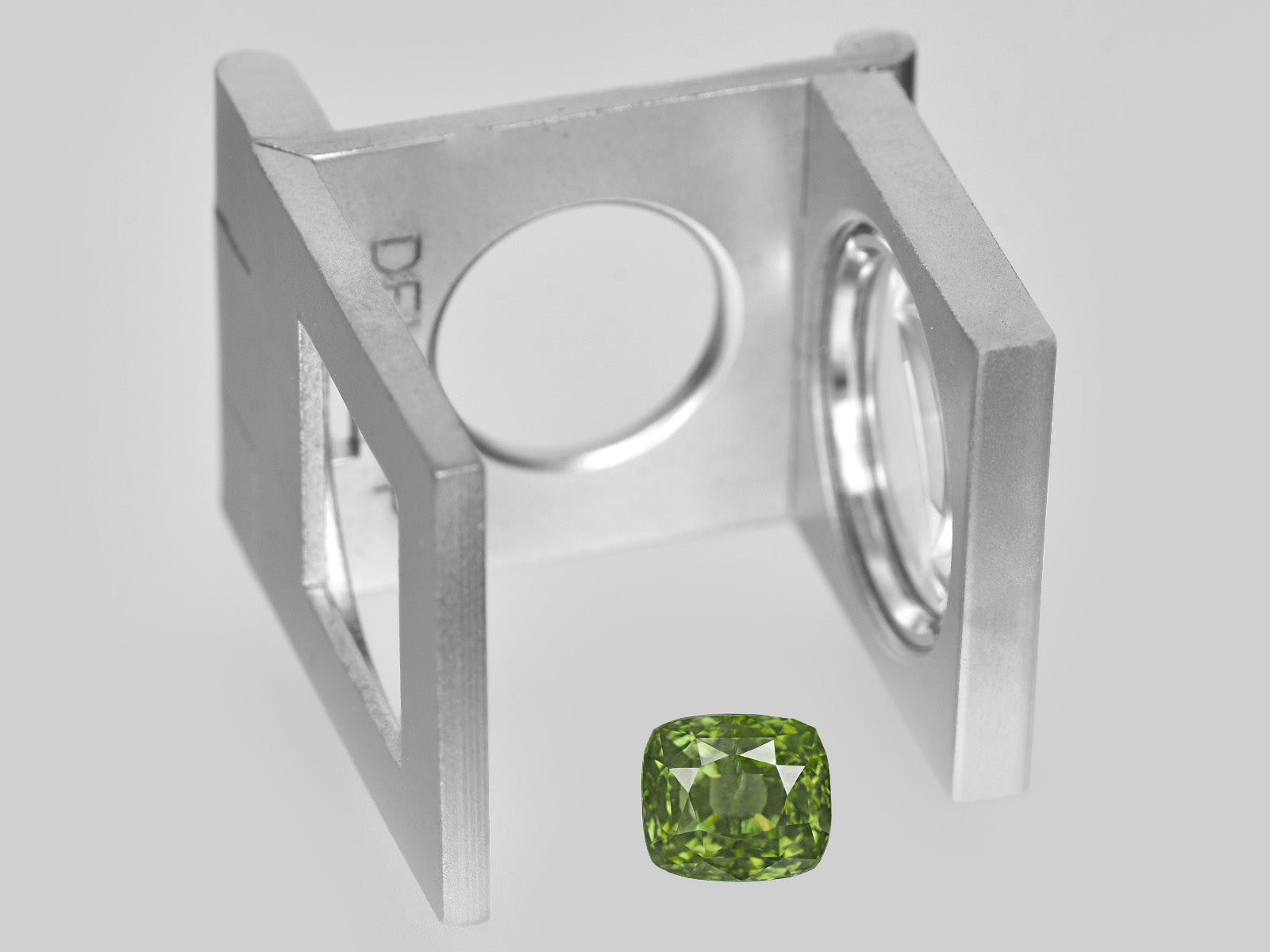 8801952-cushion-fiery-yellowish-green-changing-to-yellowish-brown-igi-gii-madagascar-natural-alexandrite-2.68-ct