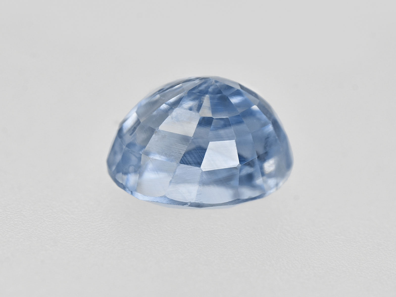 8801906-oval-pastel-blue-gia-igi-kashmir-natural-blue-sapphire-0.92-ct