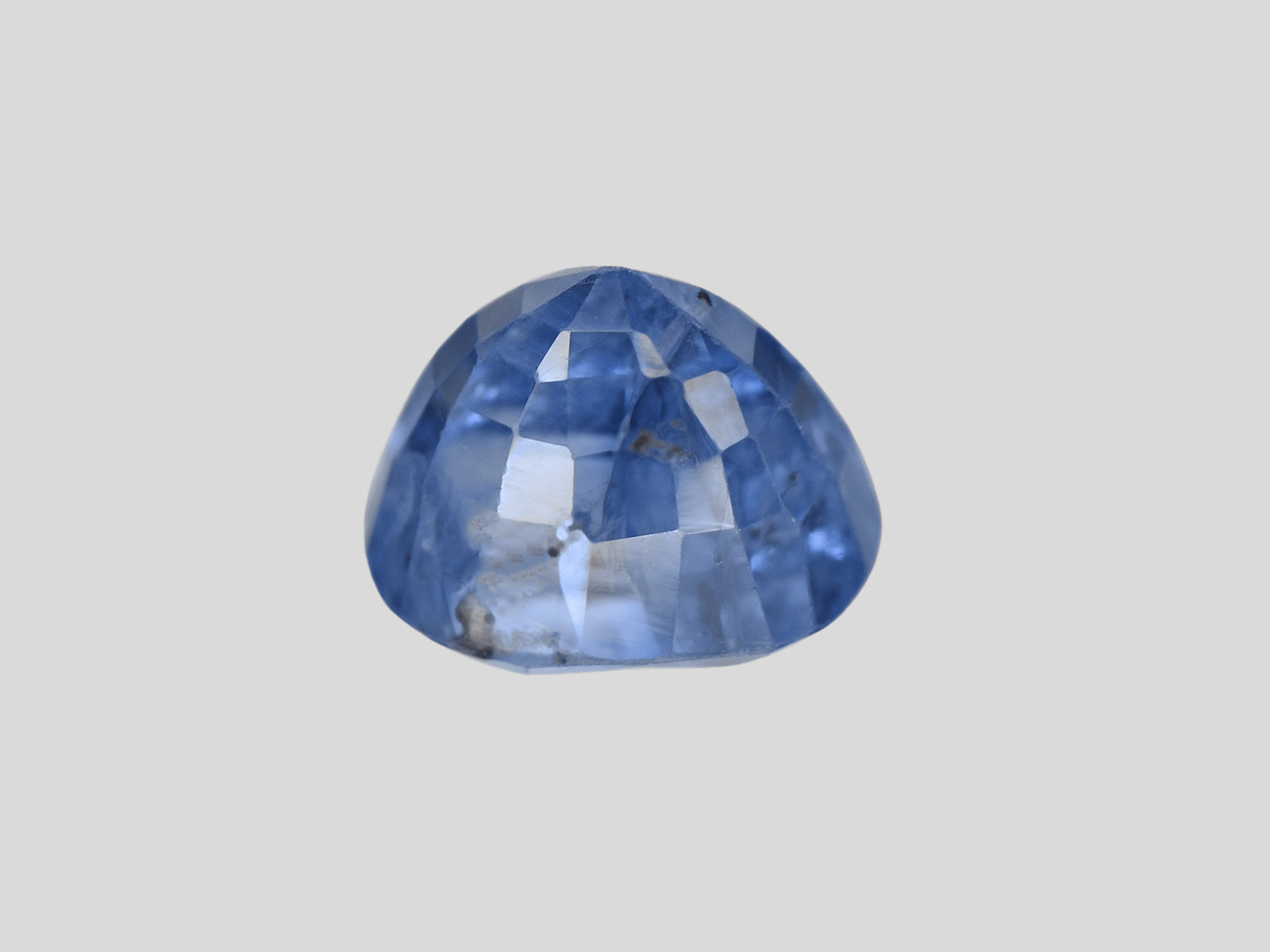 8801909-oval-deep-blue-igi-kashmir-natural-blue-sapphire-1.16-ct