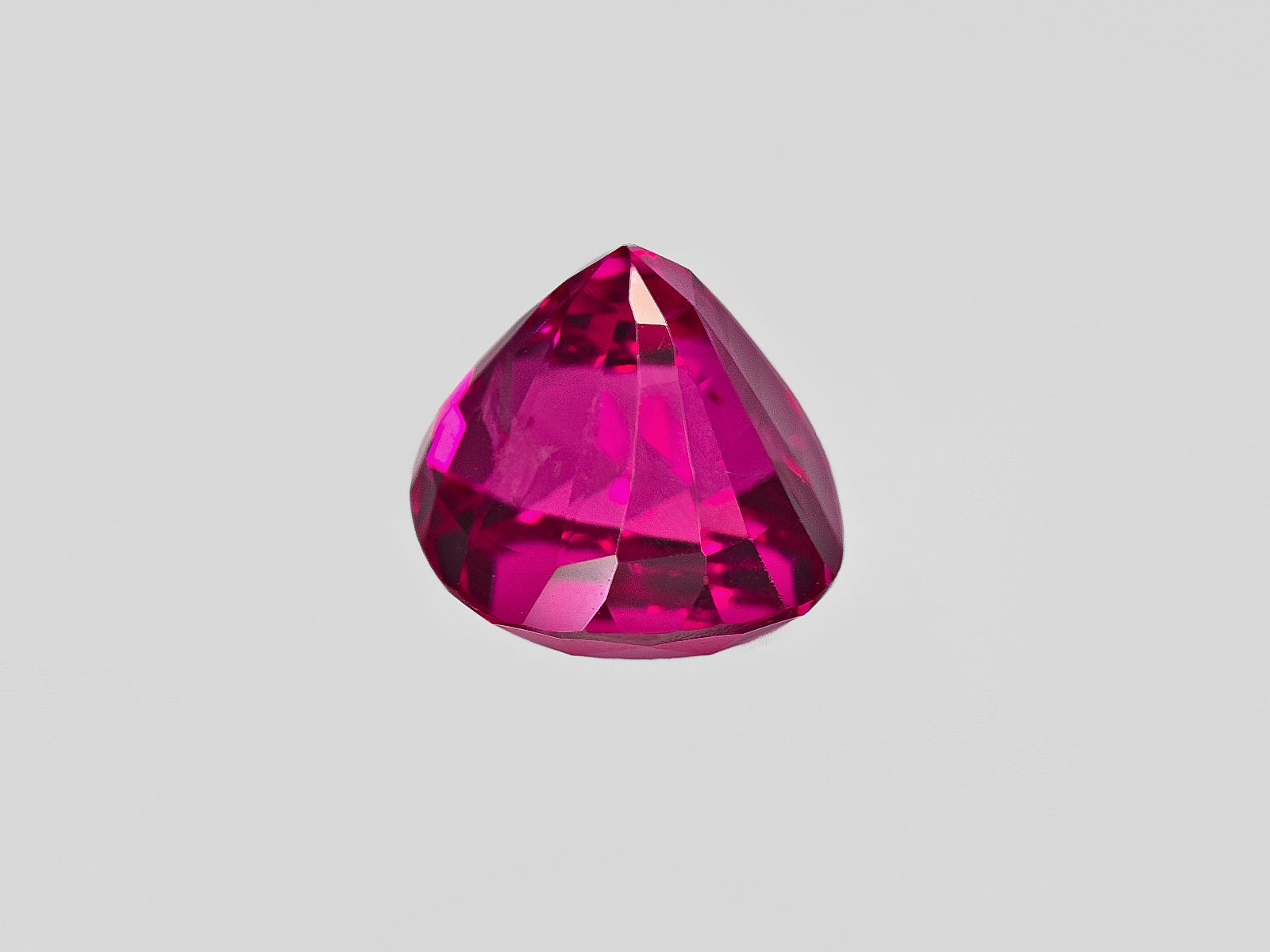8801921-cushion-fiery-vivid-pinkish-red-burma-natural-ruby-3.01-ct