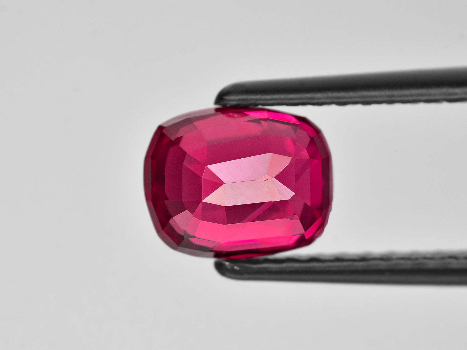 8801922-cushion-rich-velvety-pinkish-red-grs-burma-natural-ruby-3.00-ct