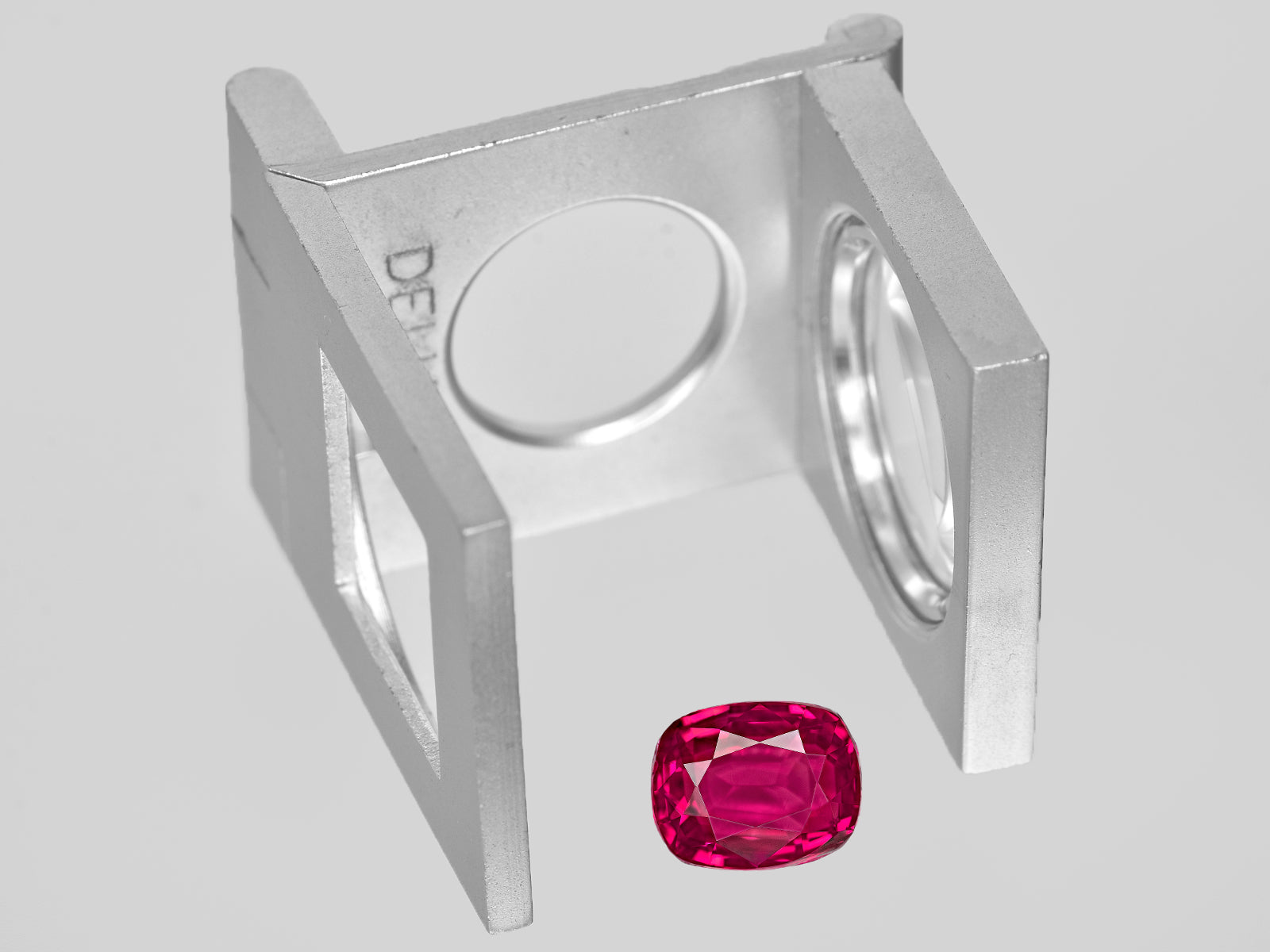 8801922-cushion-rich-velvety-pinkish-red-grs-burma-natural-ruby-3.00-ct