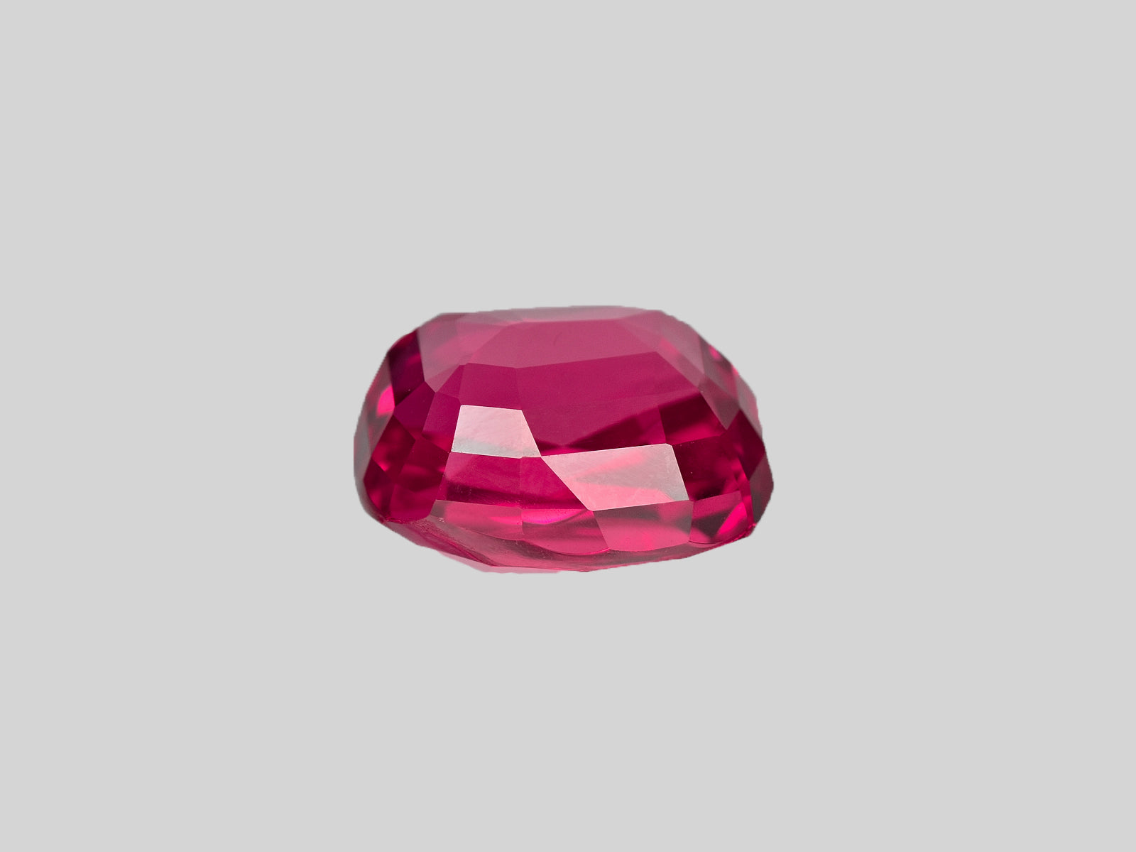 8801922-cushion-rich-velvety-pinkish-red-grs-burma-natural-ruby-3.00-ct