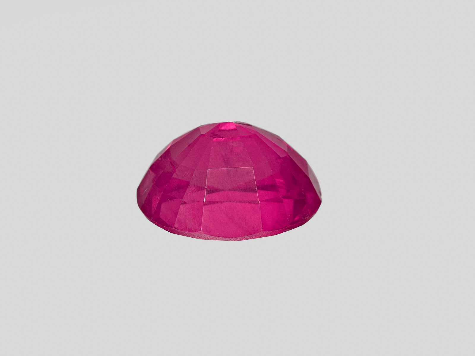 8801939-oval-rich-velvety-pink-red-igi-afghanistan-natural-ruby-3.43-ct