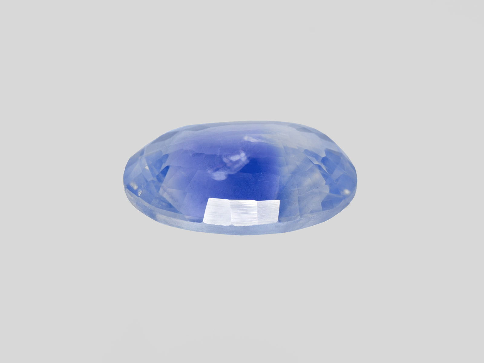 8802807-oval-blue-color-zoning-grs-kashmir-natural-blue-sapphire-4.55-ct