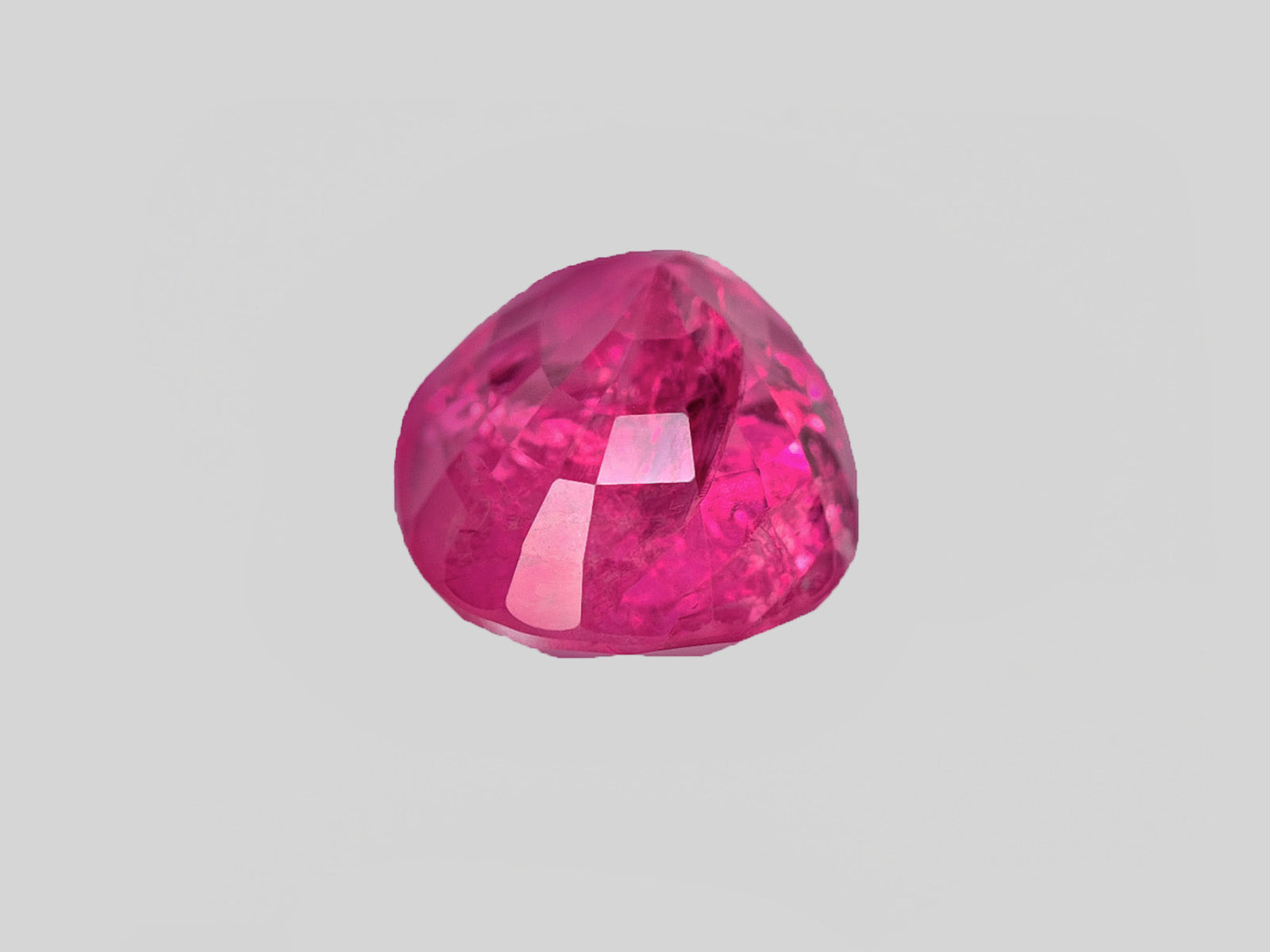 8801958-cushion-fiery-vivid-pinkish-red-grs-burma-natural-ruby-4.61-ct