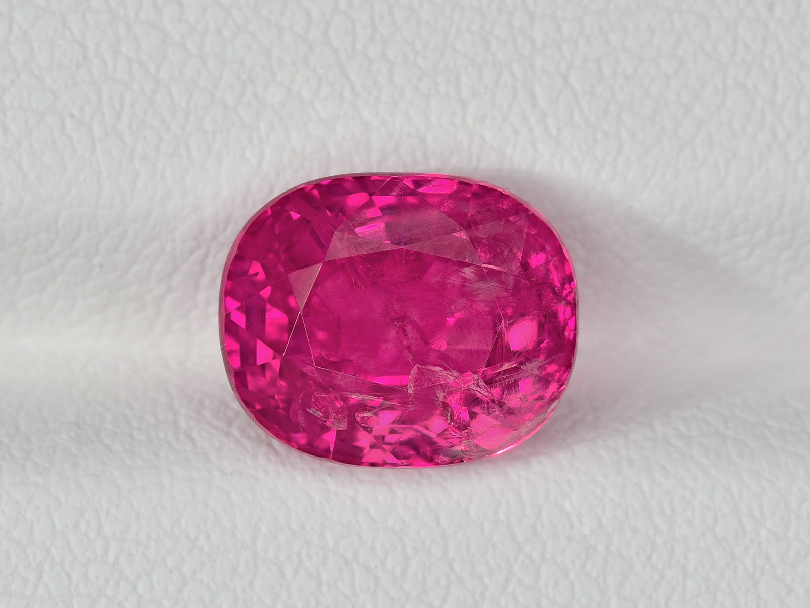 8801958-cushion-fiery-vivid-pinkish-red-grs-burma-natural-ruby-4.61-ct