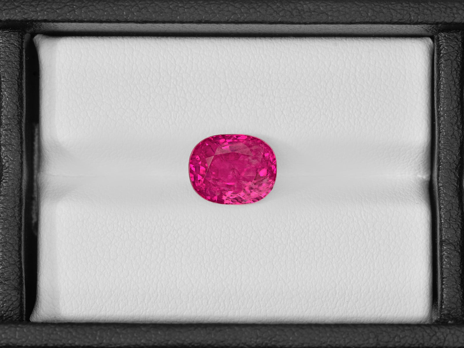 8801958-cushion-fiery-vivid-pinkish-red-grs-burma-natural-ruby-4.61-ct