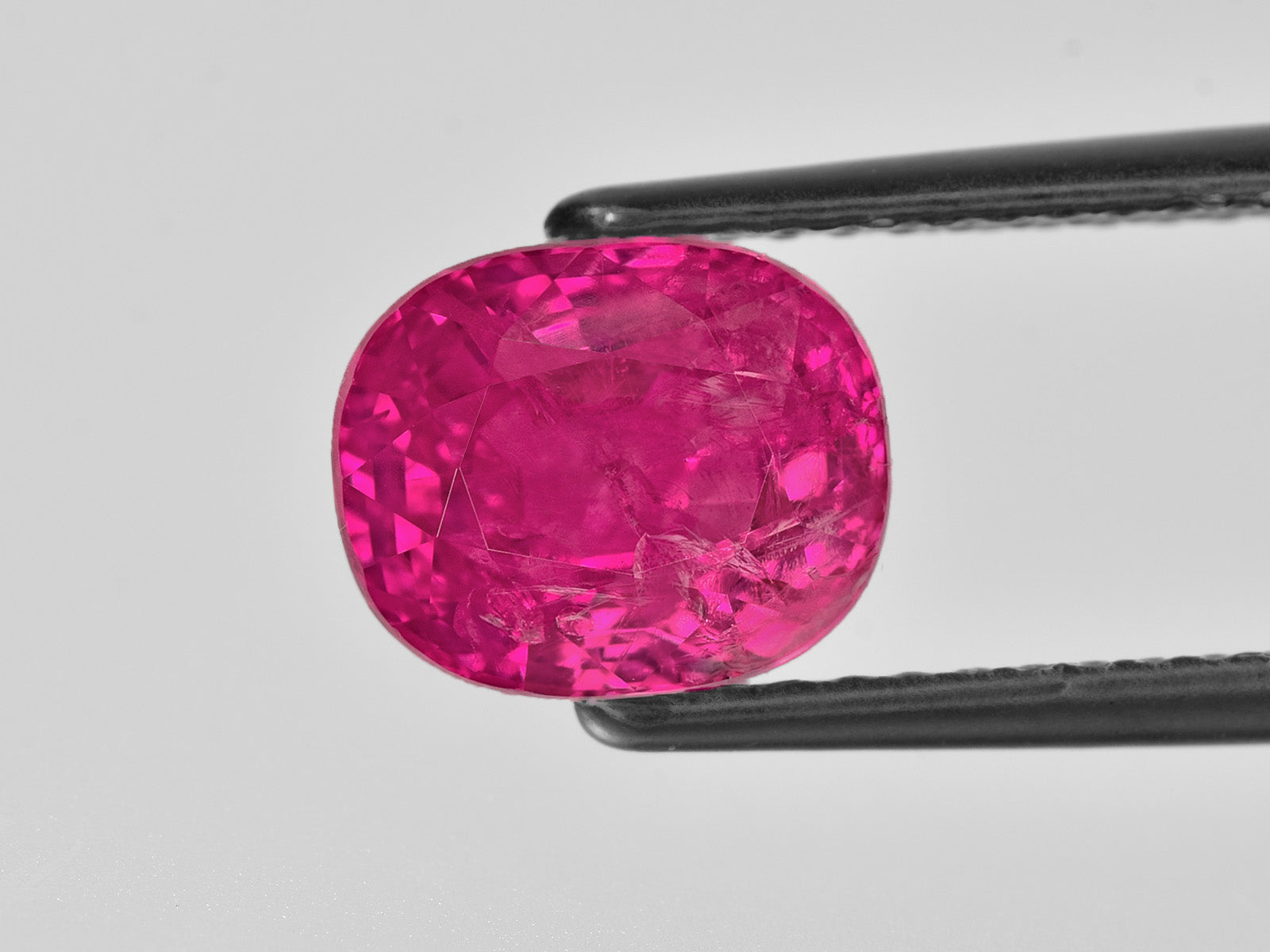 8801958-cushion-fiery-vivid-pinkish-red-grs-burma-natural-ruby-4.61-ct