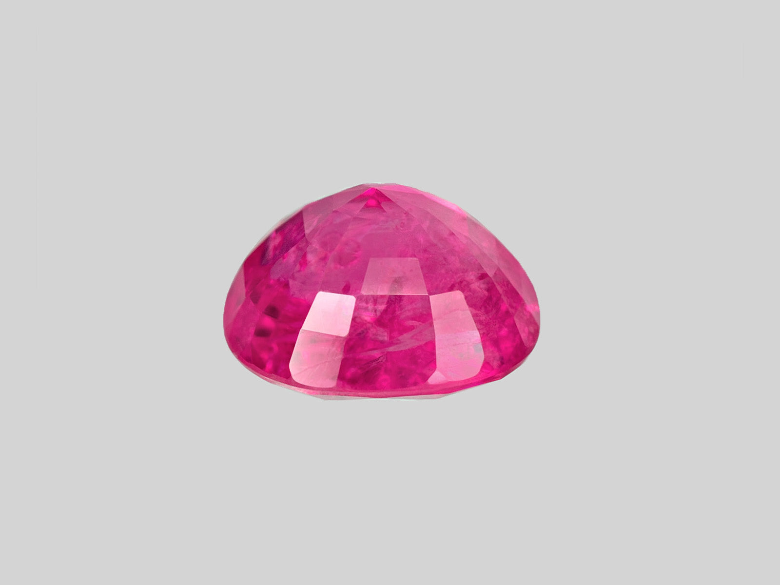 8801958-cushion-fiery-vivid-pinkish-red-grs-burma-natural-ruby-4.61-ct