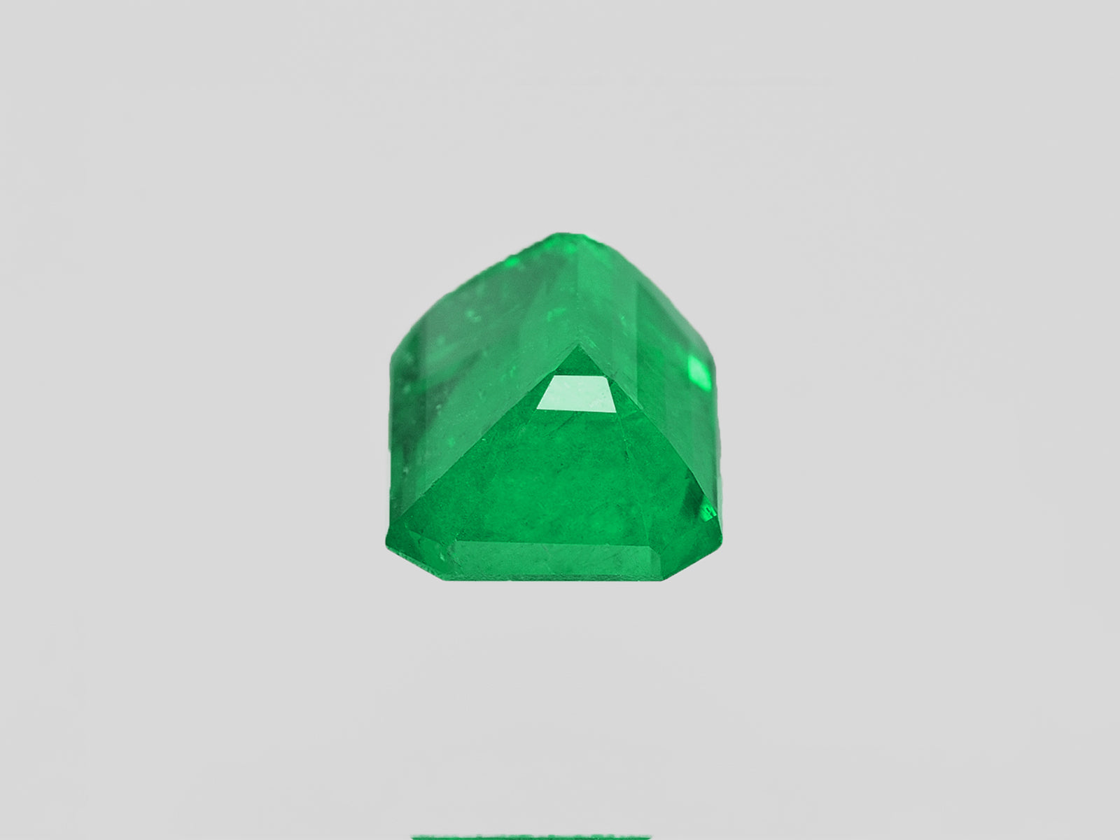 8801960-octagonal-lively-neon-green-grs-ethiopia-natural-emerald-6.90-ct