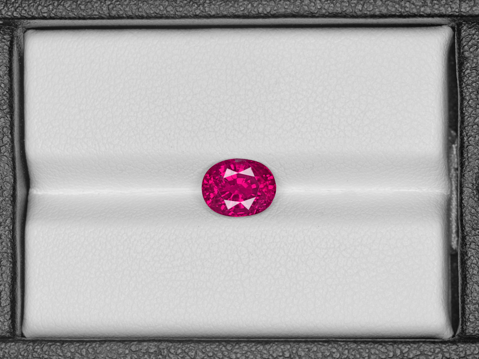8802805-oval-fiery-vivid-purplish-red-gia-burma-natural-ruby-2.28-ct