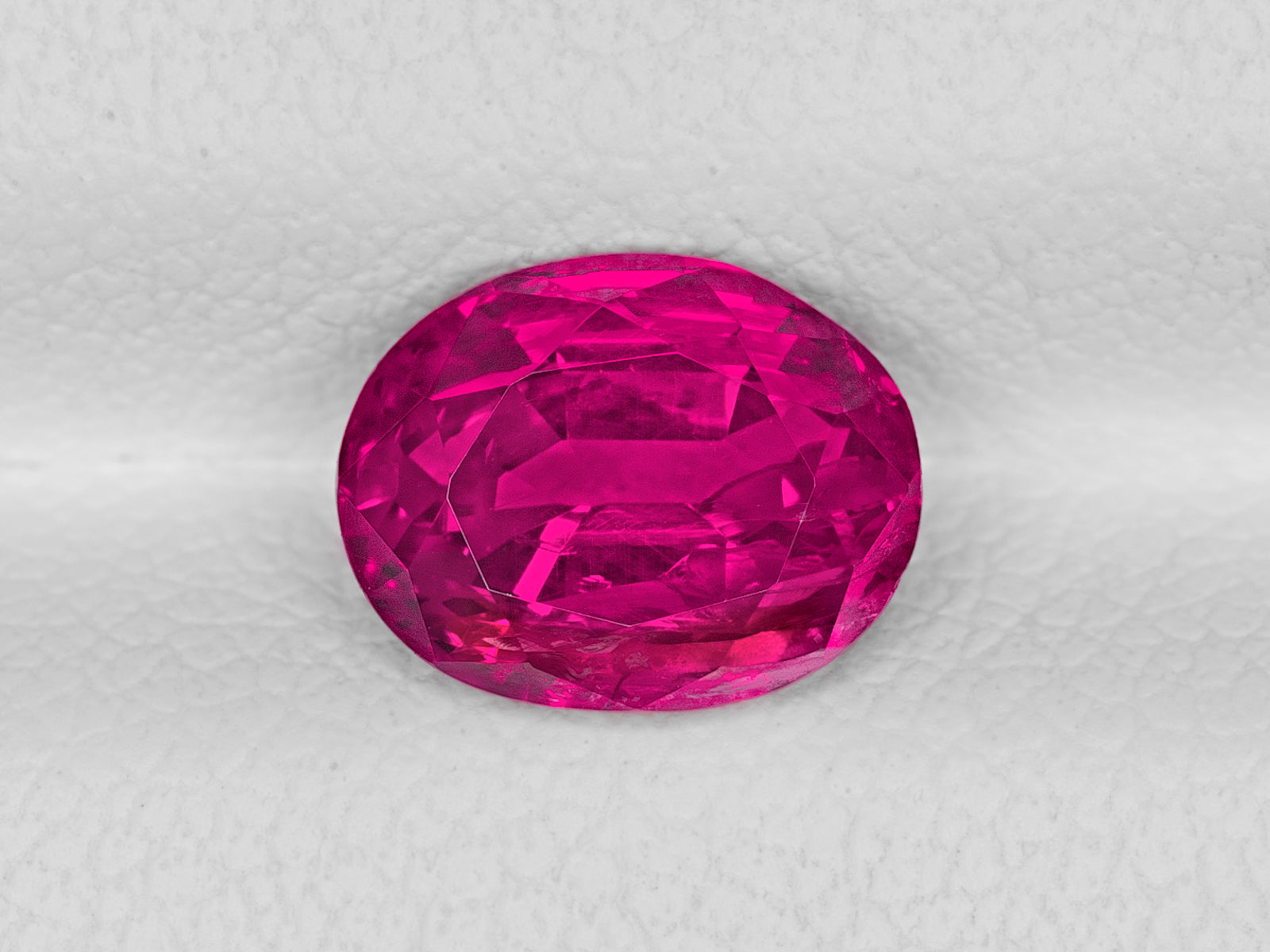 8802806-oval-lustrous-purple-red-gia-burma-natural-ruby-2.25-ct