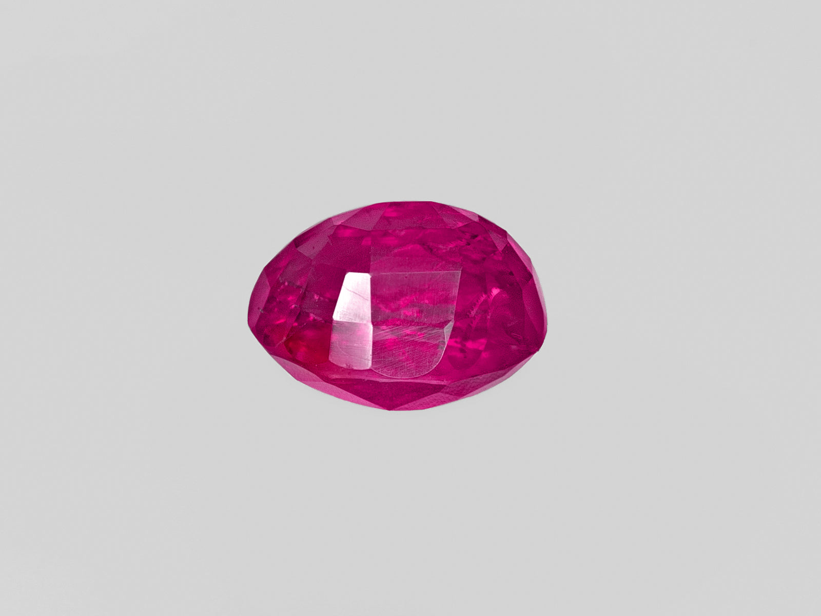 8802806-oval-lustrous-purple-red-gia-burma-natural-ruby-2.25-ct