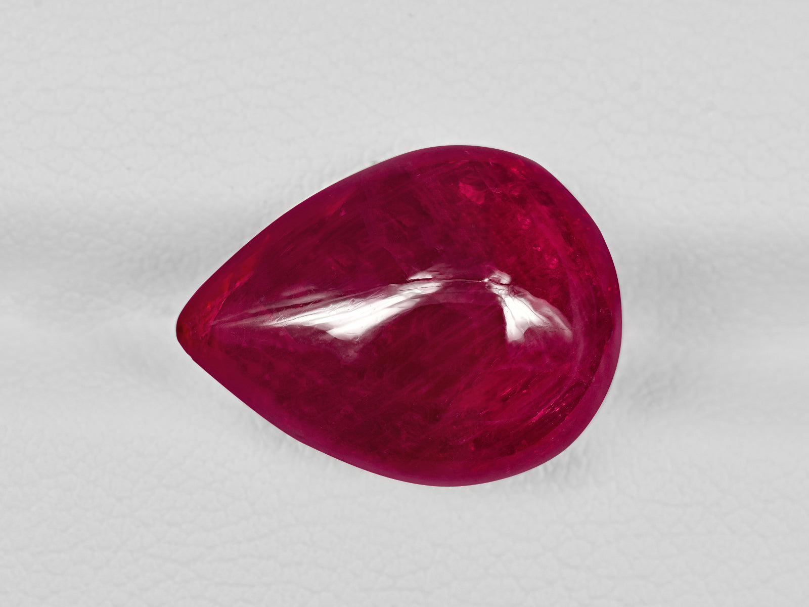 8802817-cabochon-deep-red-grs-burma-natural-ruby-11.71-ct