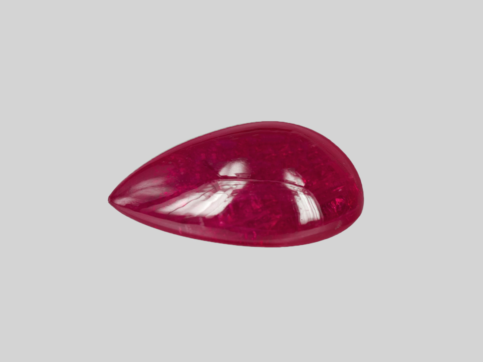 8802817-cabochon-deep-red-grs-burma-natural-ruby-11.71-ct