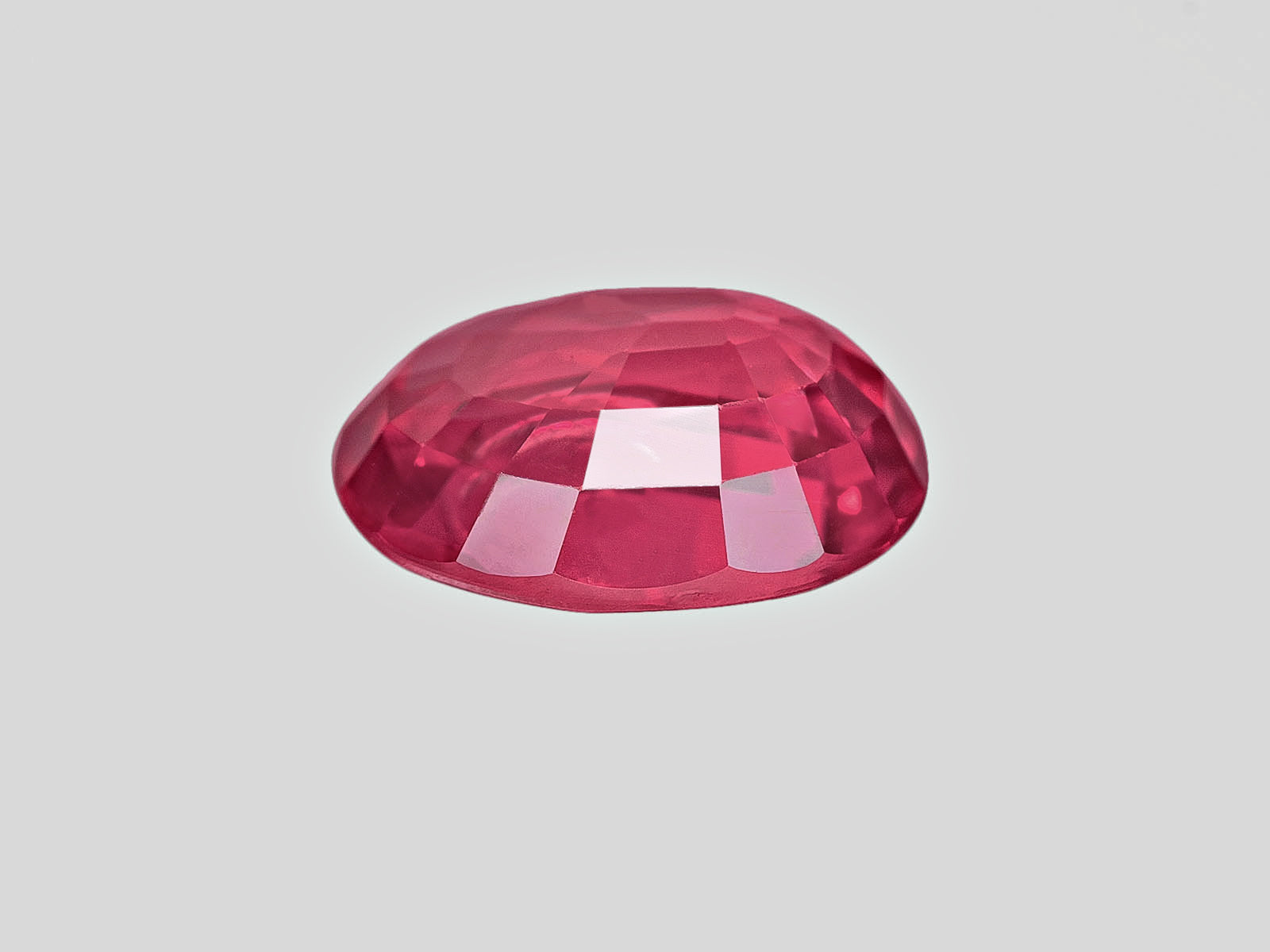 8802029-oval-pink-red-igi-mozambique-natural-ruby-1.62-ct