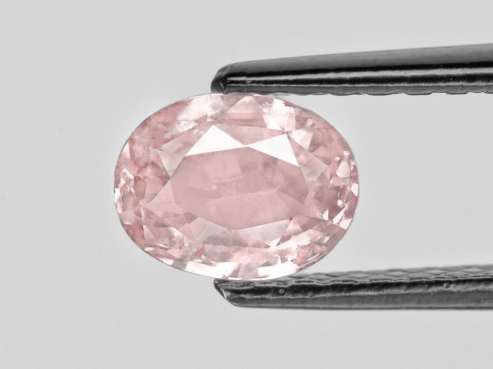 8802244-oval-pastel-pinkish-orange-grs-sri-lanka-natural-padparadscha-1.22-ct