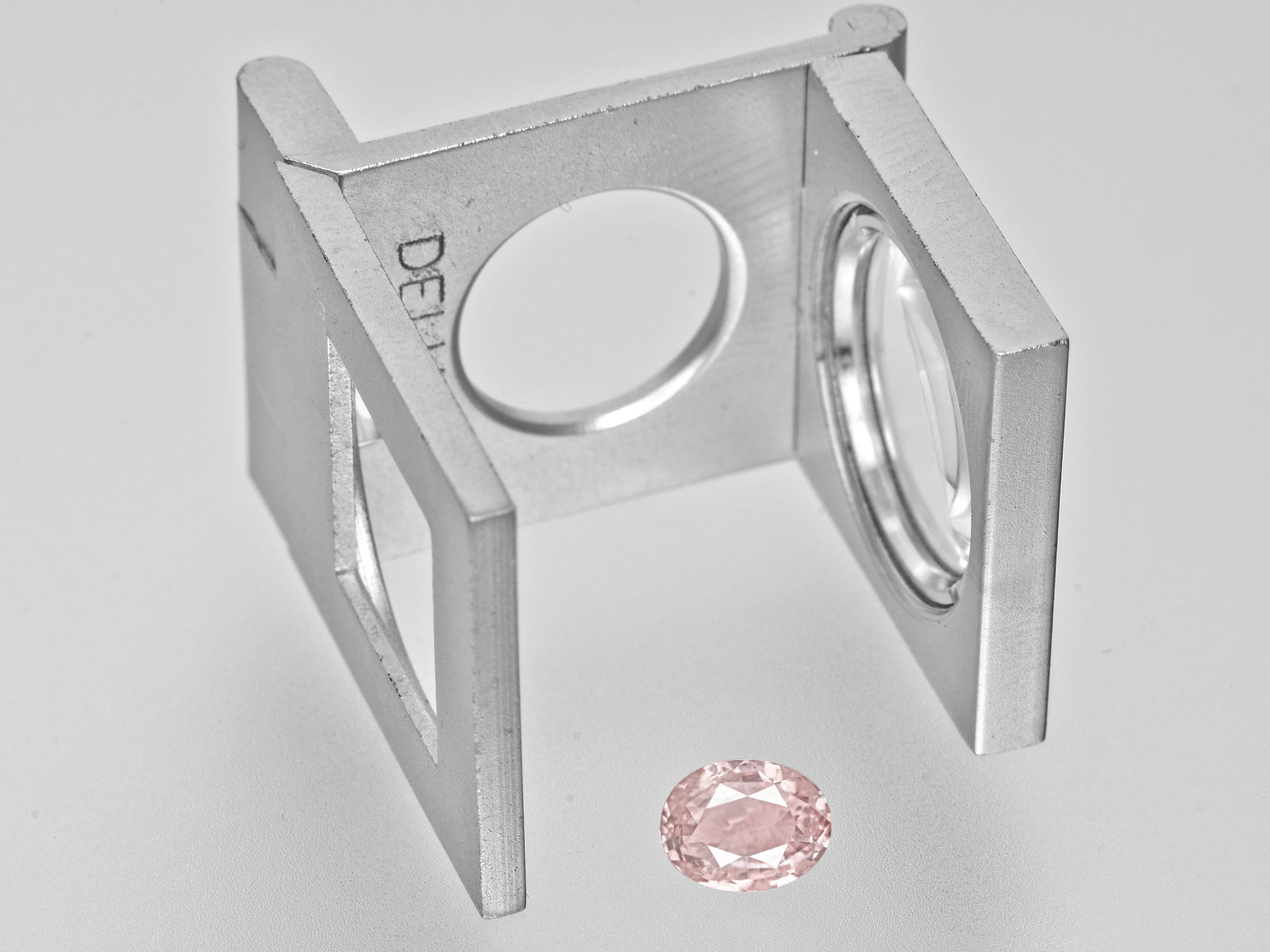 8802244-oval-pastel-pinkish-orange-grs-sri-lanka-natural-padparadscha-1.22-ct
