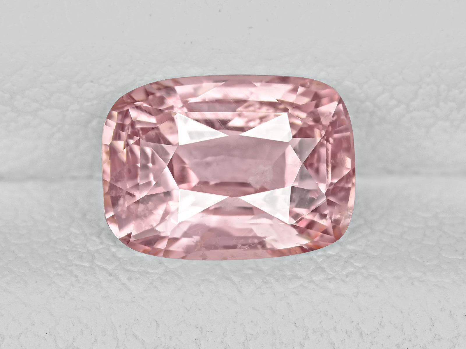 8802249-cushion-peachy-pinkish-orange-grs-madagascar-natural-padparadscha-1.55-ct