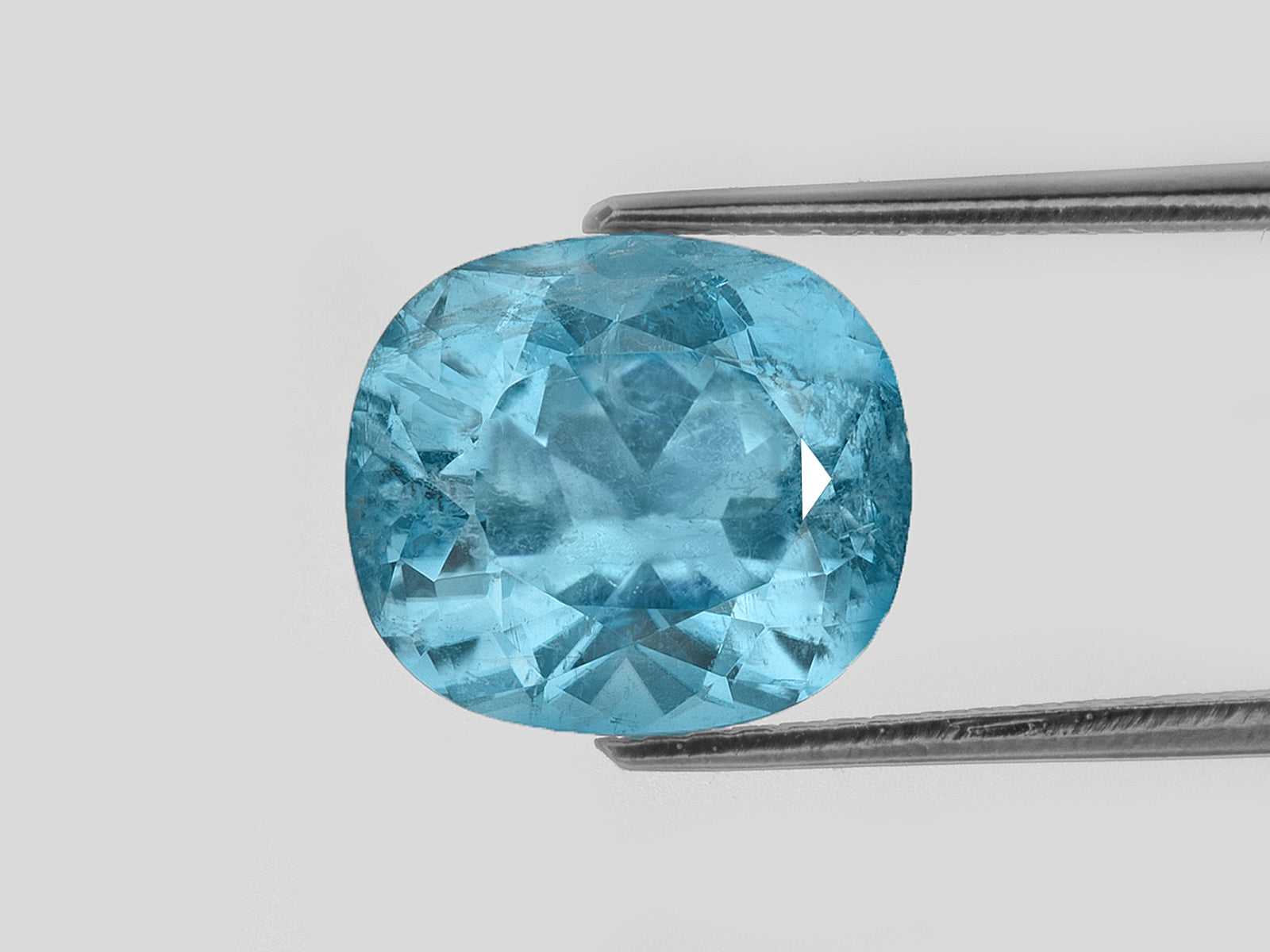 8802232-cushion-fiery-vivid-neon-blue-gia-mozambique-natural-paraiba-tourmaline-8.25-ct