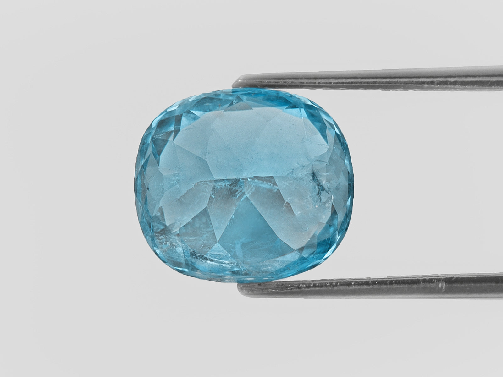 8802232-cushion-fiery-vivid-neon-blue-gia-mozambique-natural-paraiba-tourmaline-8.25-ct