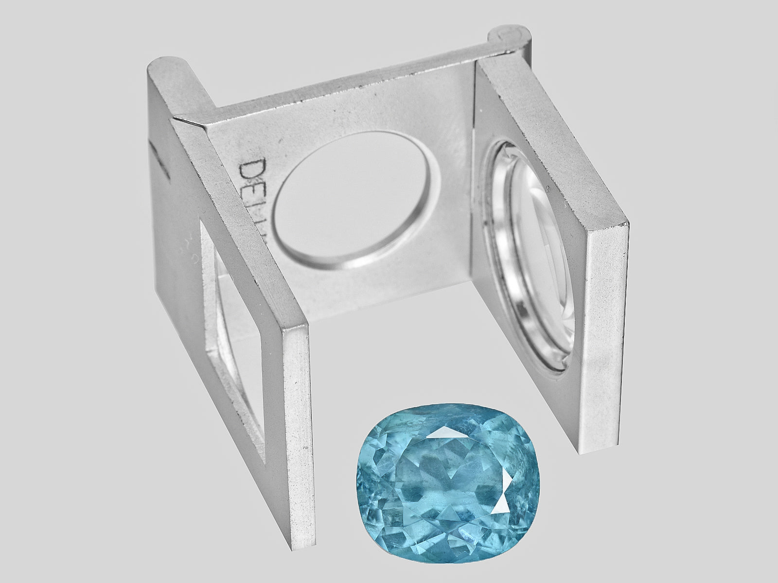 8802232-cushion-fiery-vivid-neon-blue-gia-mozambique-natural-paraiba-tourmaline-8.25-ct