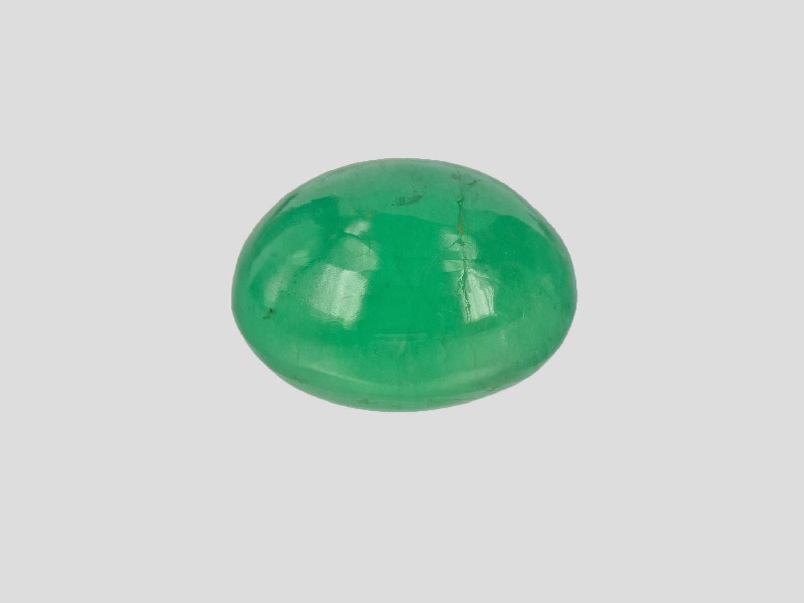 8802067-cabochon-lively-intense-green-russia-natural-emerald-12.91-ct