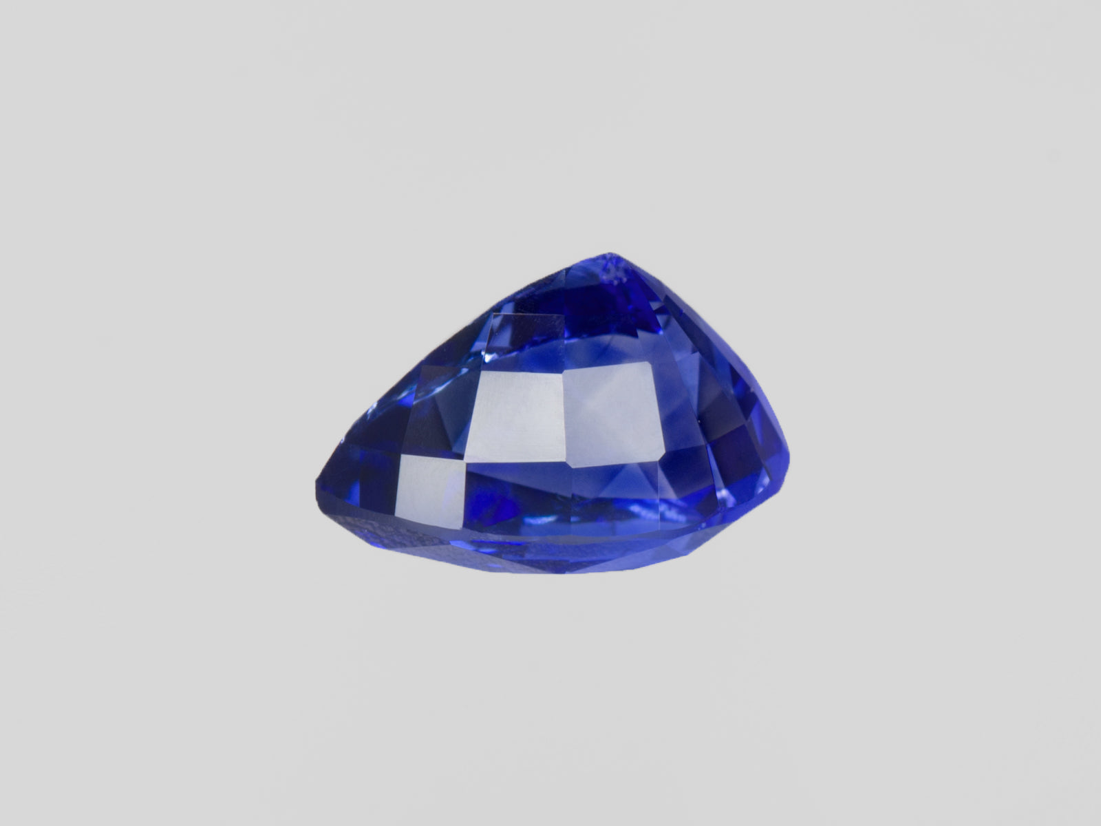 8802827-pear-fiery-vivid-royal-blue-grs-sri-lanka-natural-blue-sapphire-1.01-ct