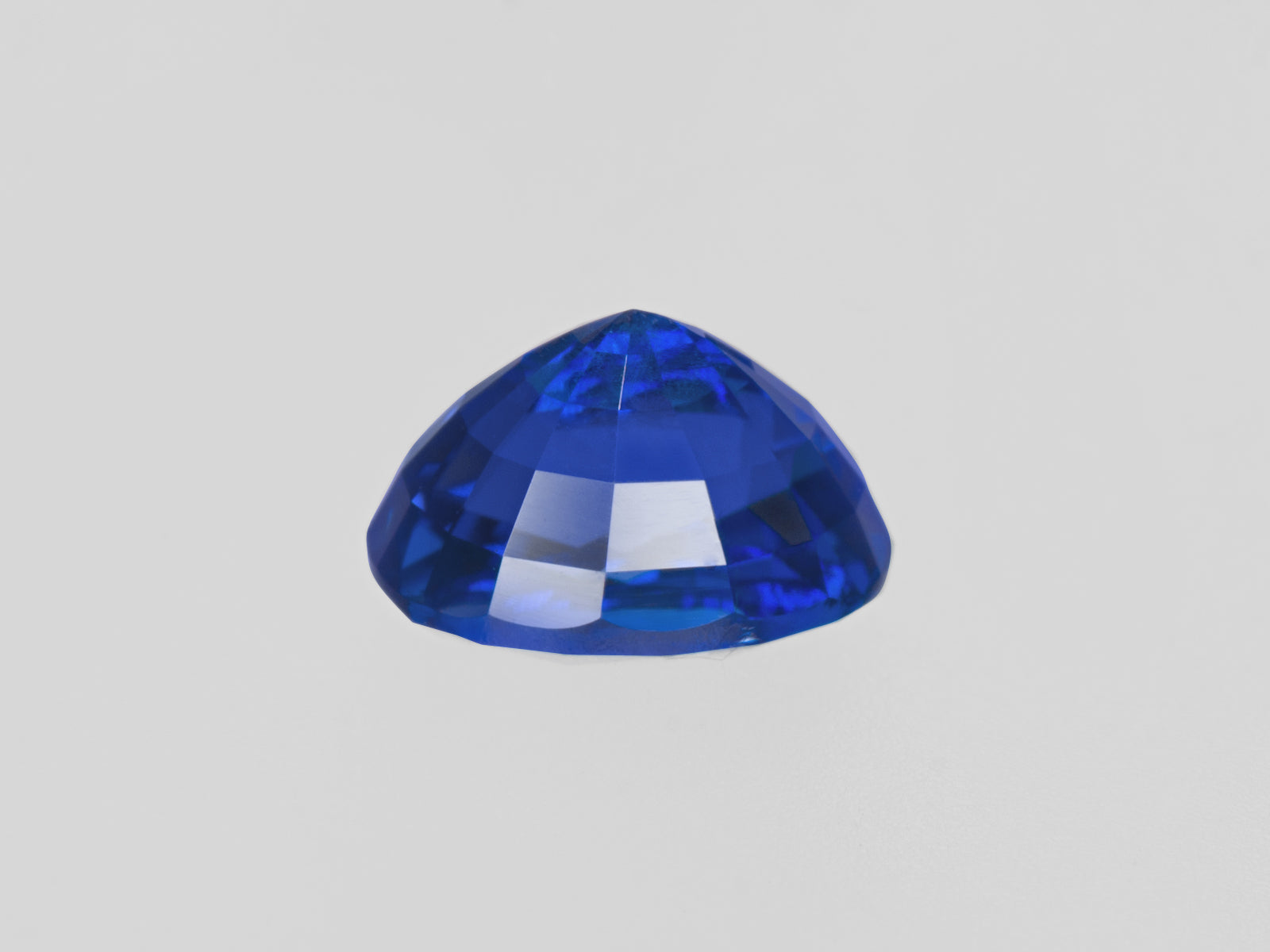 8802828-oval-intense-royal-blue-grs-sri-lanka-natural-blue-sapphire-1.13-ct