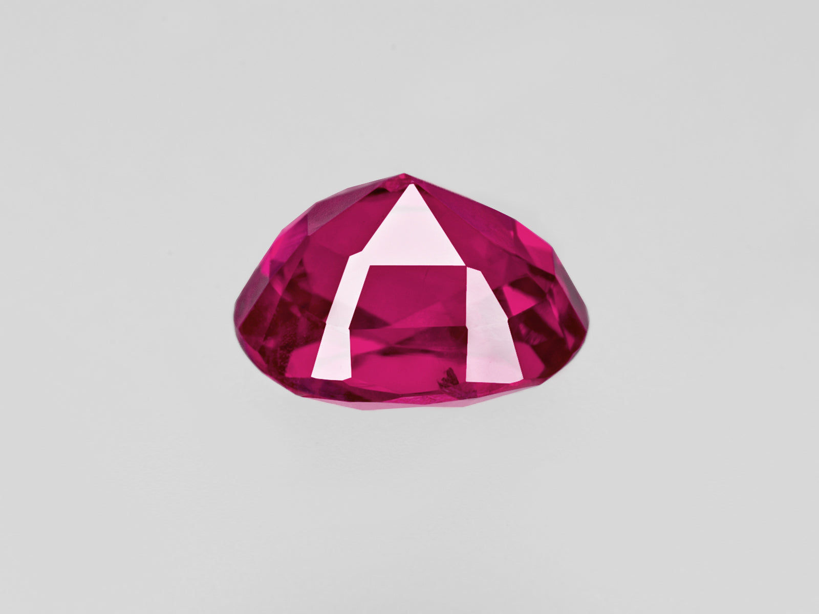 8802240-oval-fery-vivid-purplish-red-gia-afghanistan-natural-ruby-1.47-ct