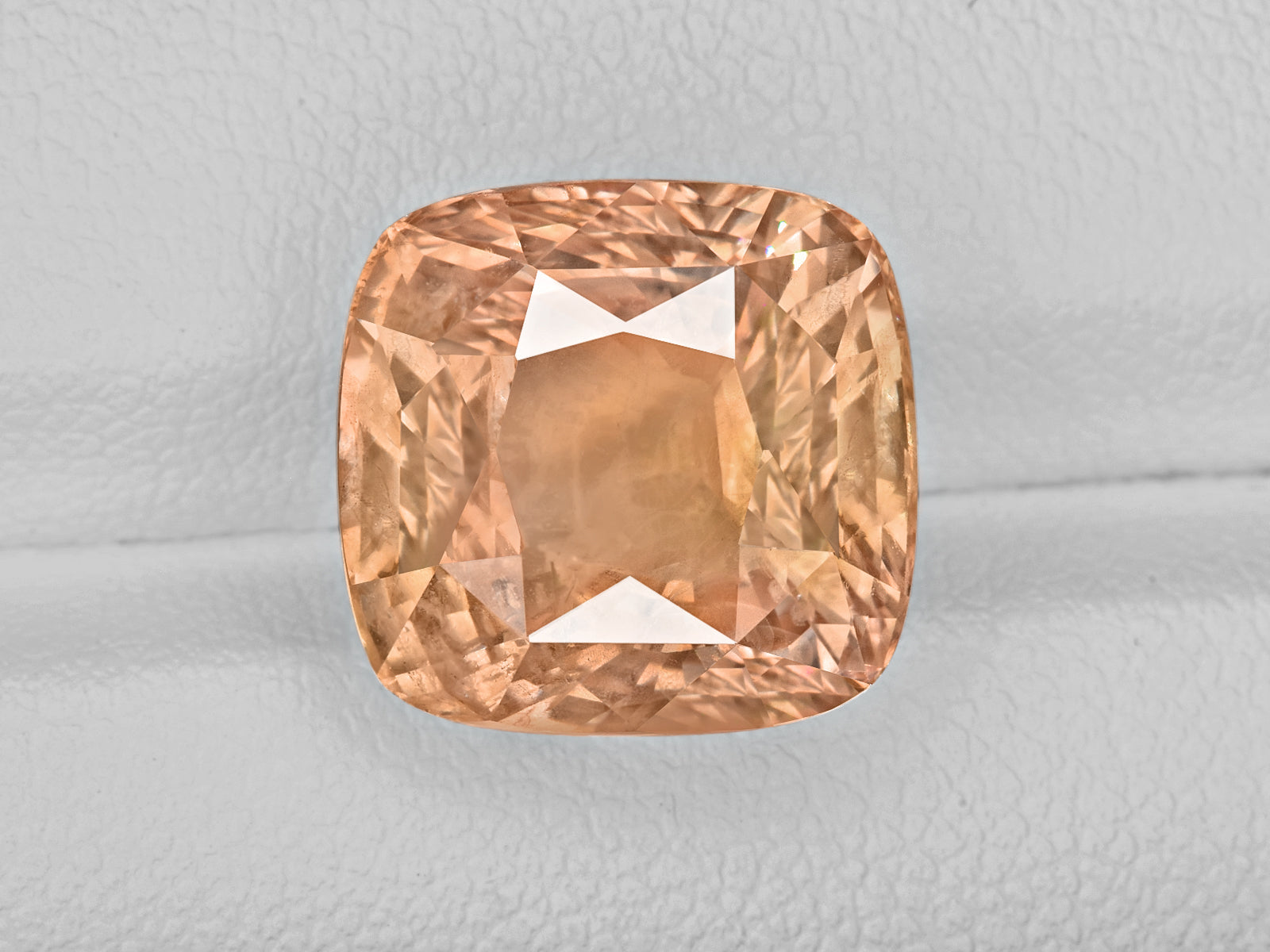 8802234-cushion-intense-sunset-orange-with-slight-pinkish-hue-grs-sri-lanka-natural-padparadscha-13.28-ct